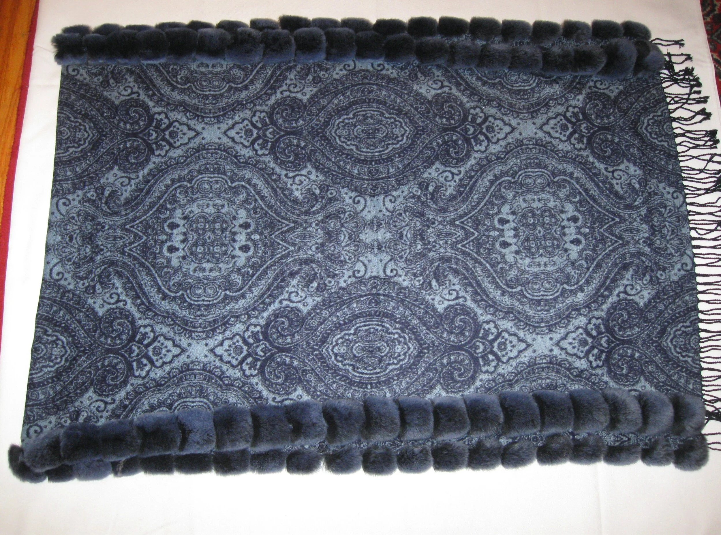 PRINTED CASHMERE WITH REX TRIM 20.JPG