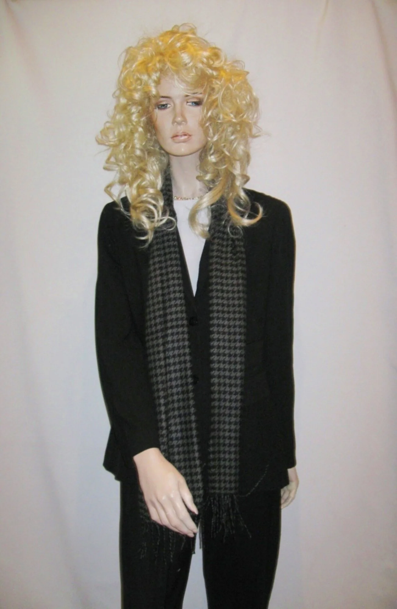 HOUNDSTOOTH CHARCOAL 8.JPG