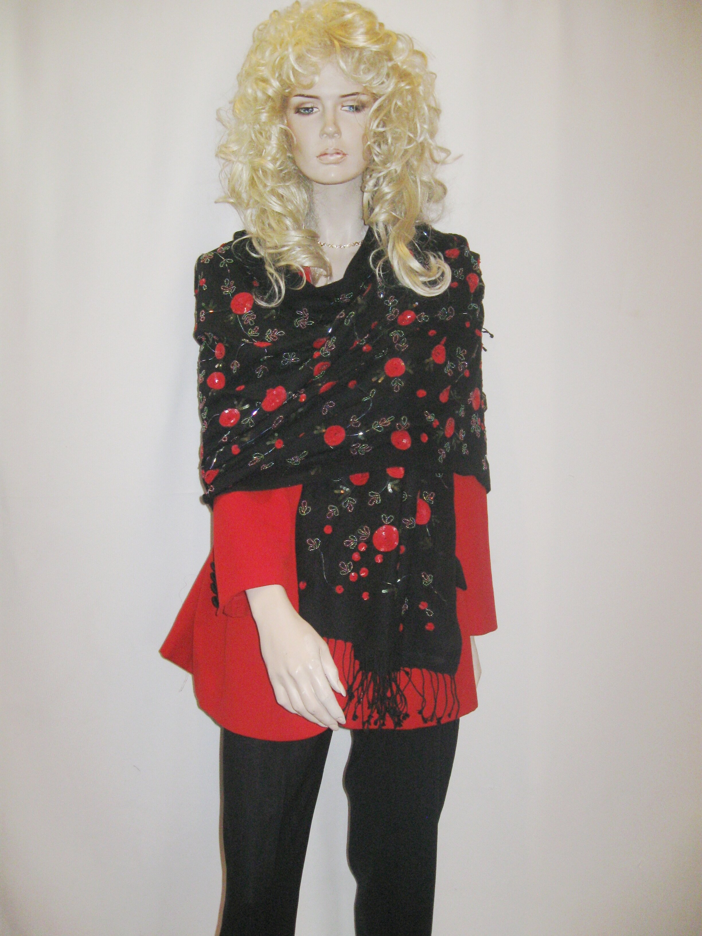 Beaded 15-BLACK RED 6.JPG