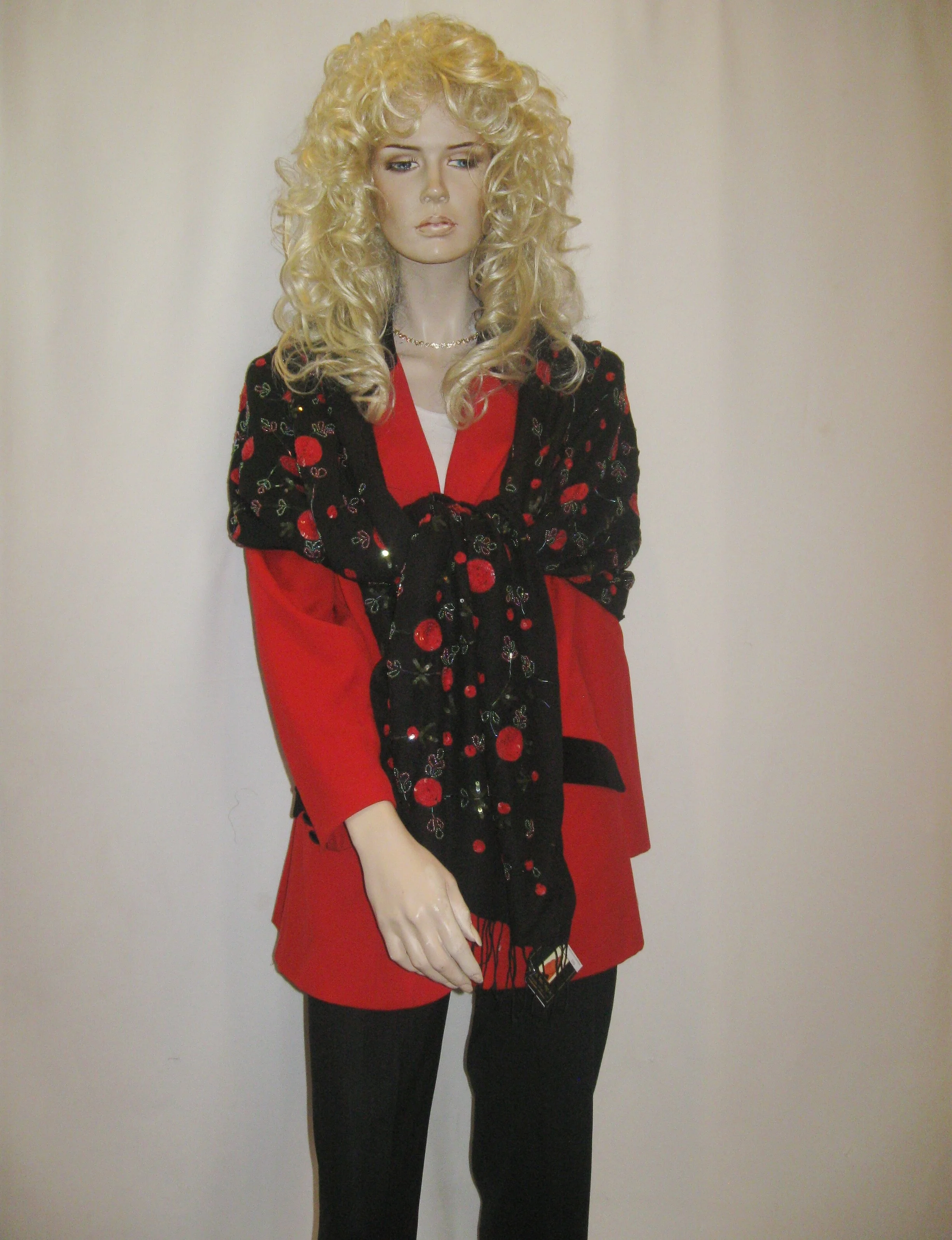 Beaded 15-BLACK RED 9.JPG
