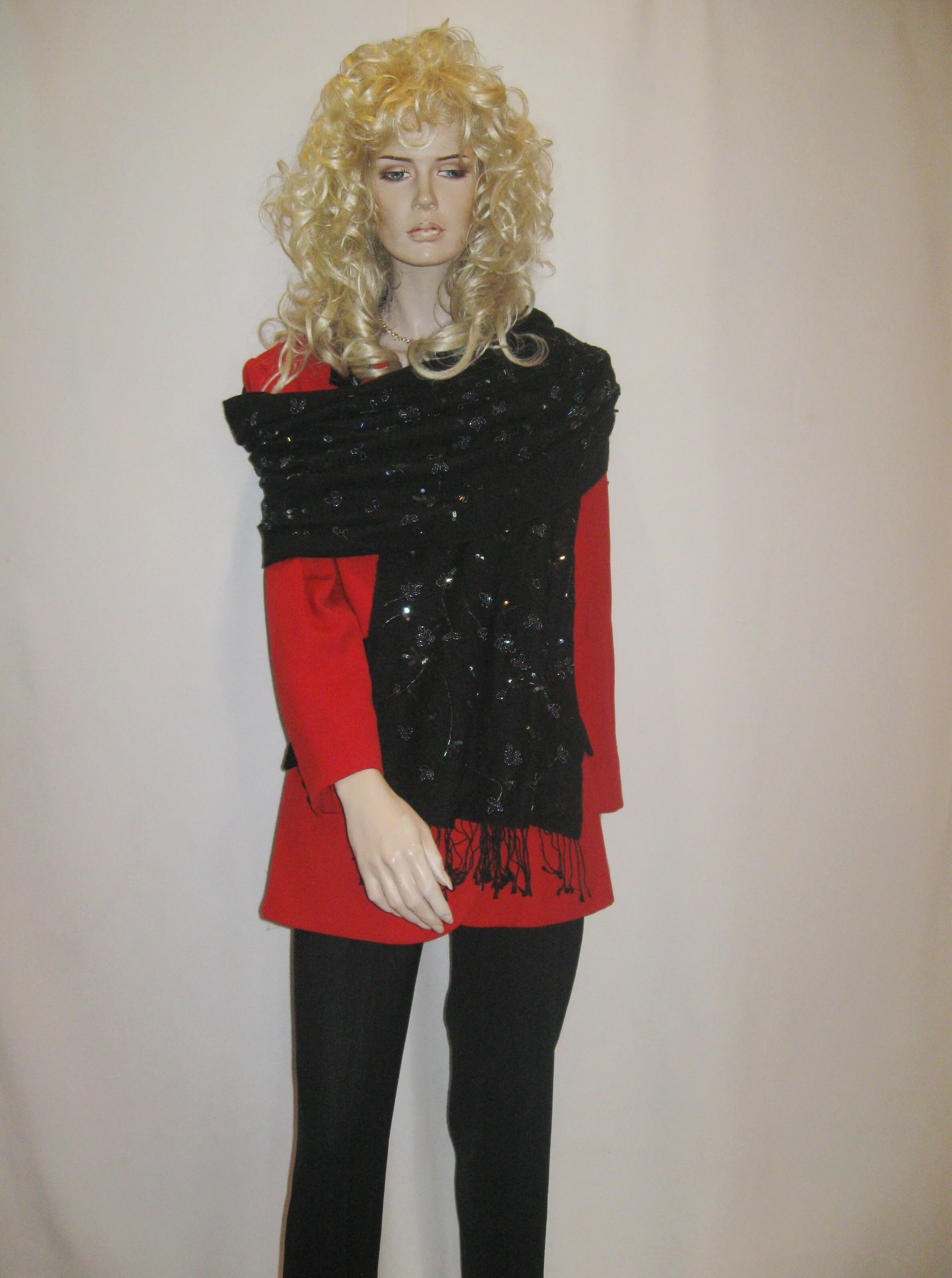 Beaded 16-BLACK BEAD 7.JPG