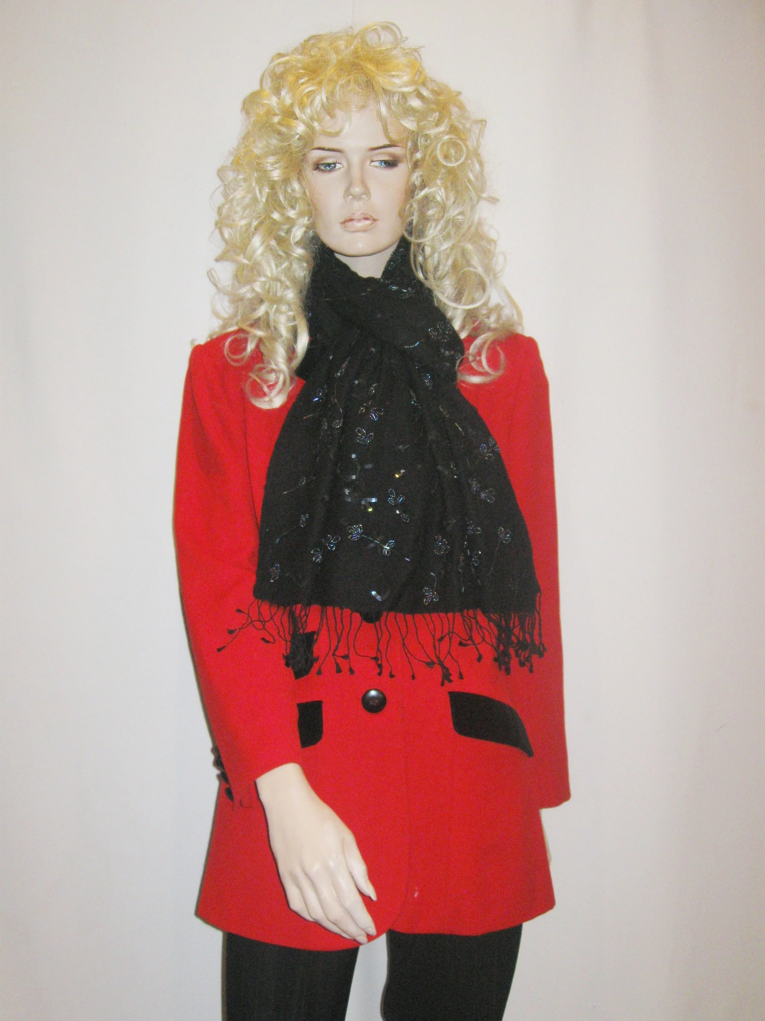 Beaded 16-BLACK BEAD 24.JPG