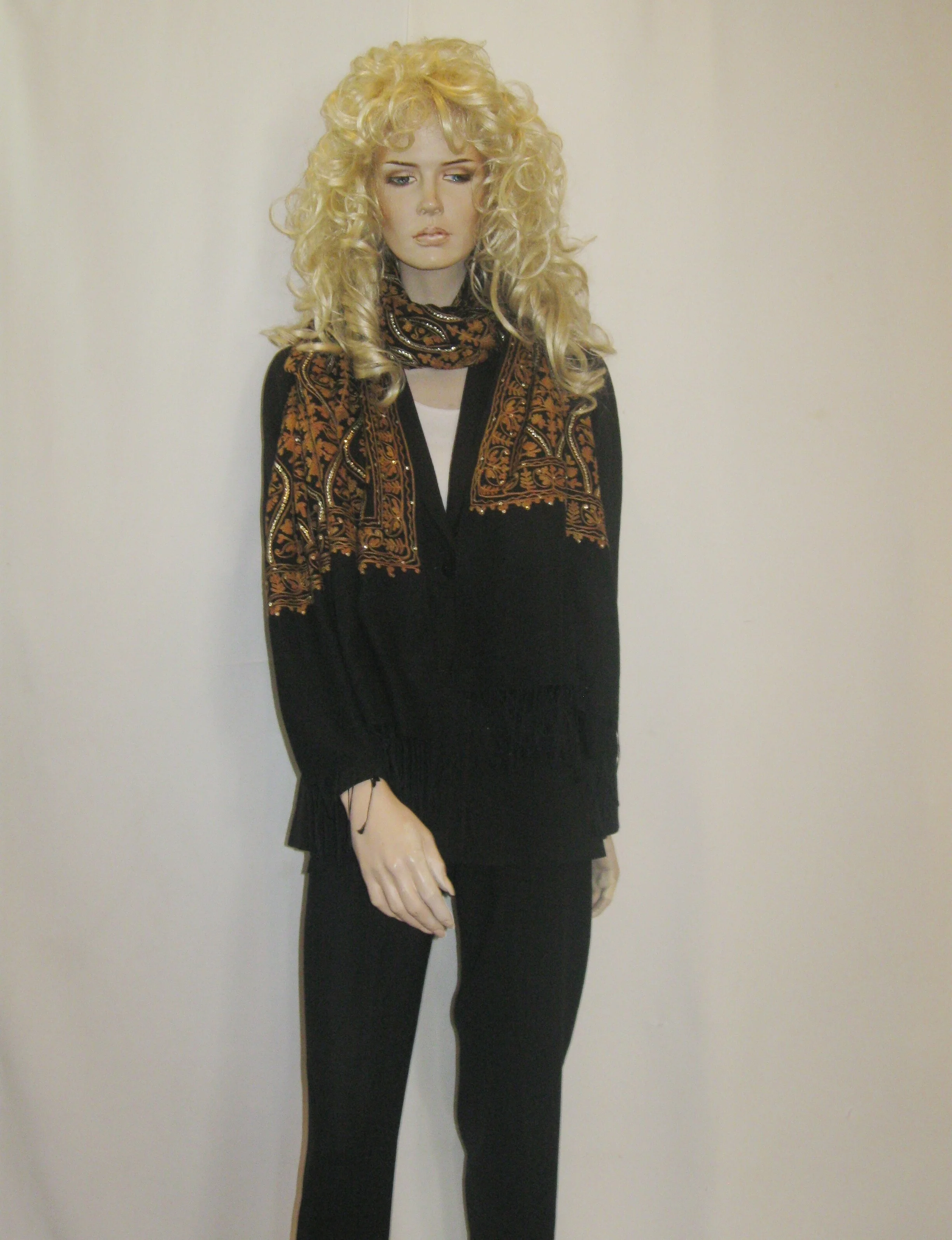 Beaded 17-BLACK BEIGE 25.JPG