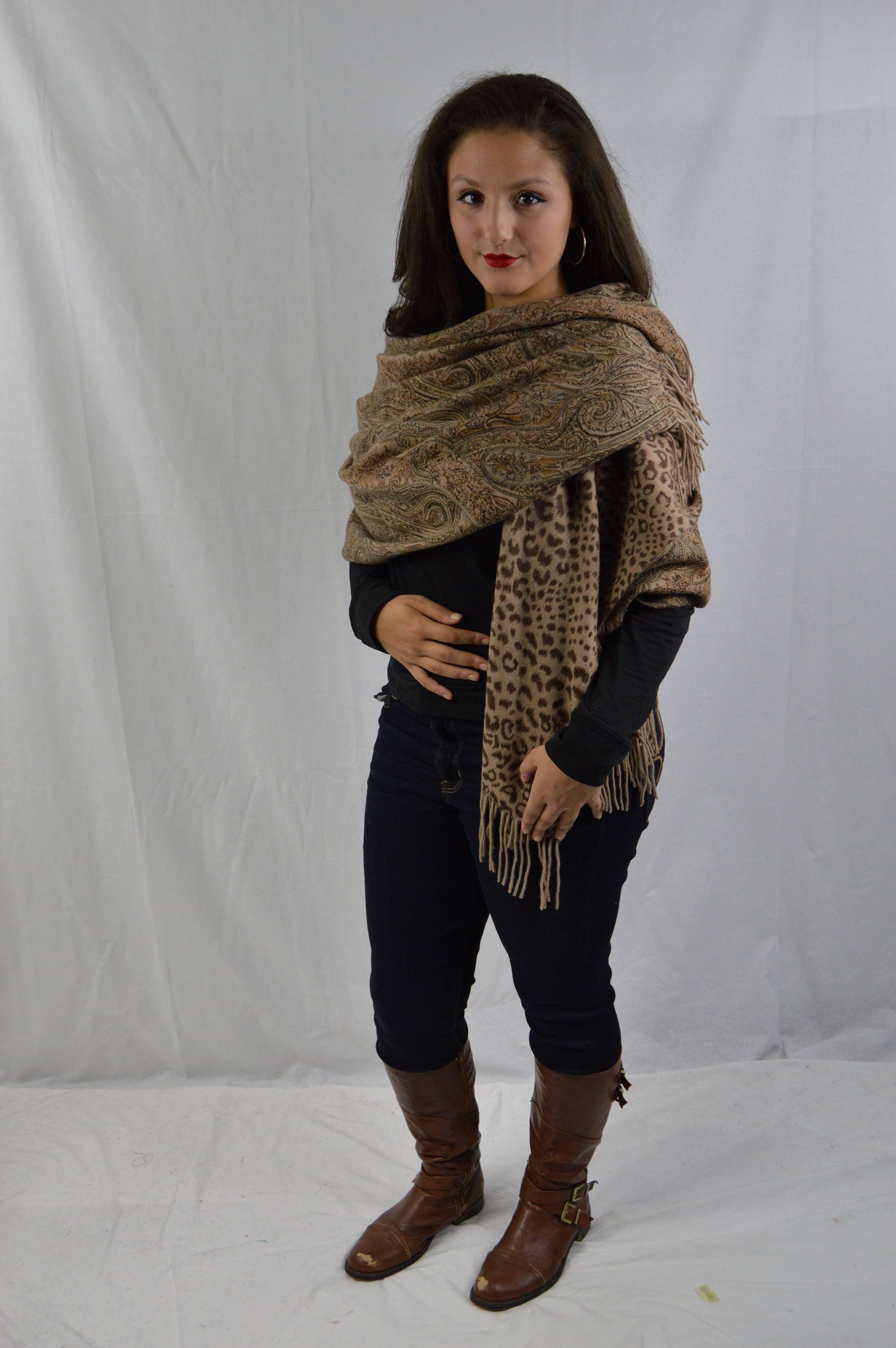 https://i.etsystatic.com/7861615/r/il/7a13d8/1367581078/il_fullxfull.1367581078_golh.jpg