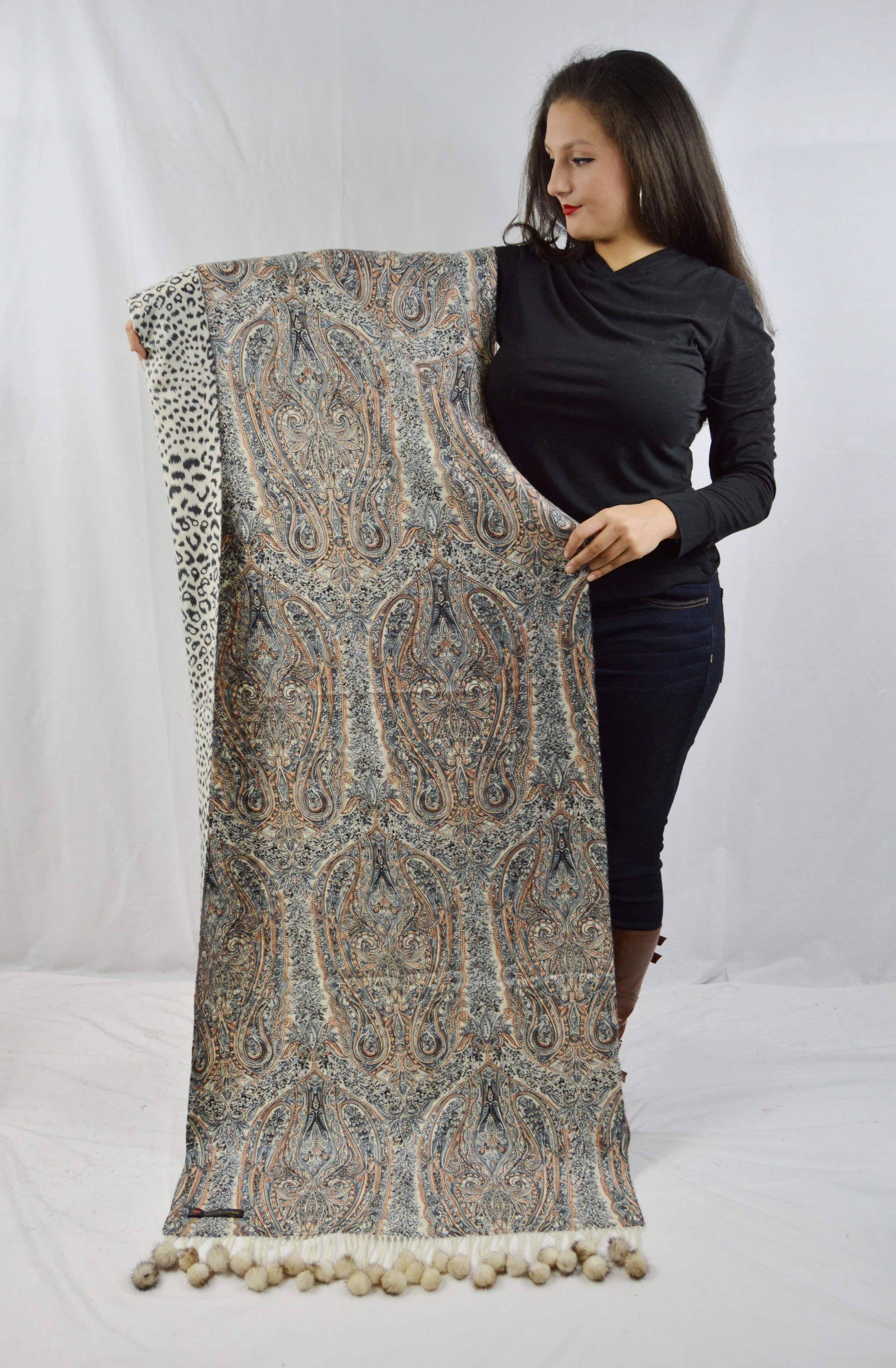 Rev print w Mink-Ivory 1.JPG