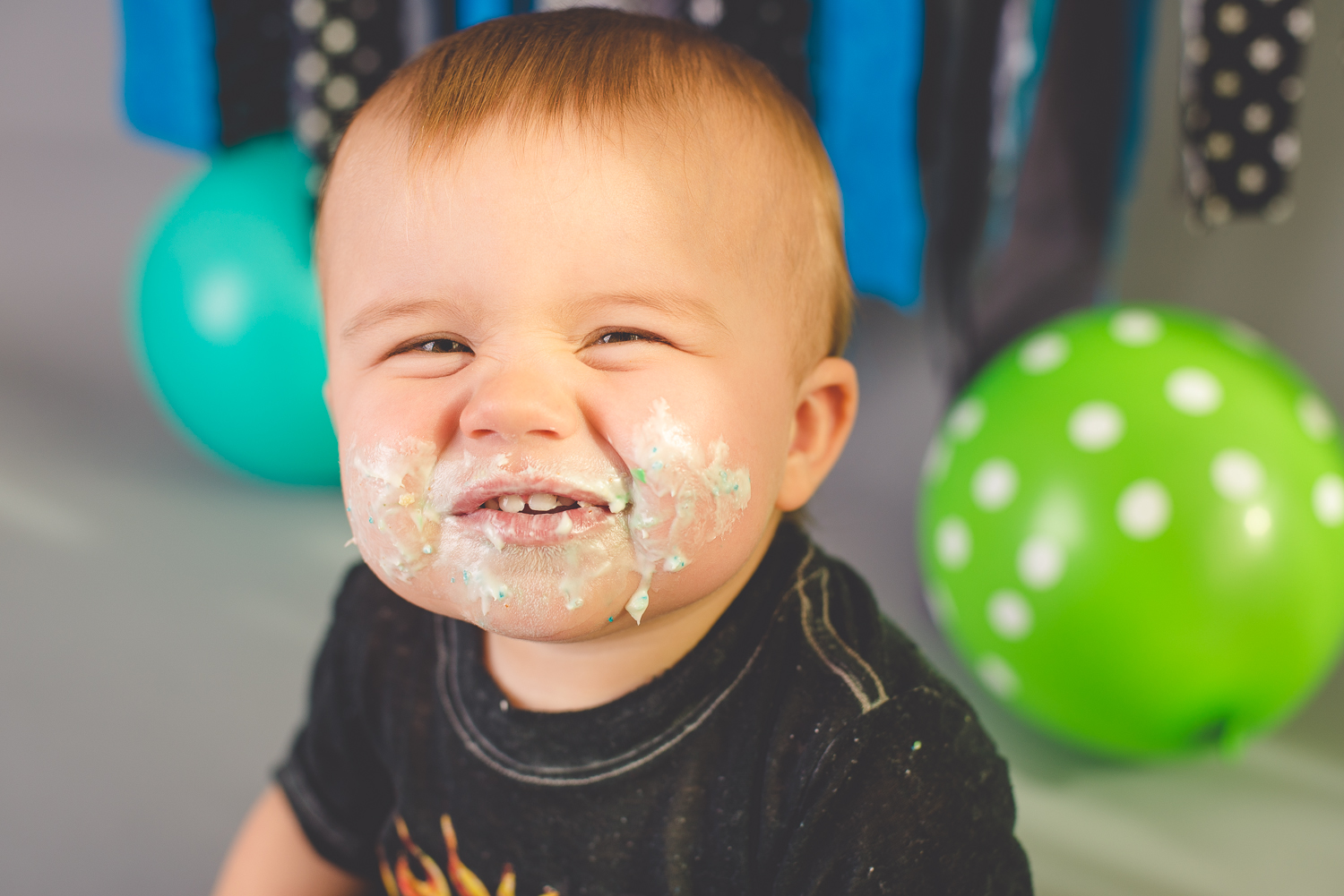 Dylan_First_Birthday_Photo_Cake_Smash_Photography_Long_Island_Photographer