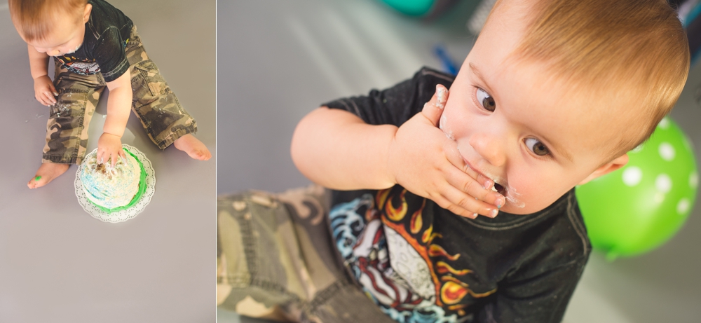 Dylan_First_Birthday_Photo_Cake_Smash_Photography_Long_Island_Photographer