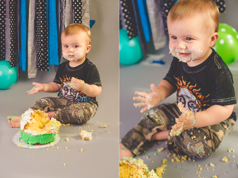 Dylan_First_Birthday_Photo_Cake_Smash_Photography_Long_Island_Photographer