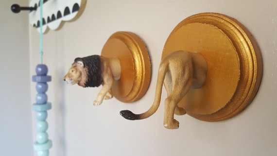 LION COAT RACK