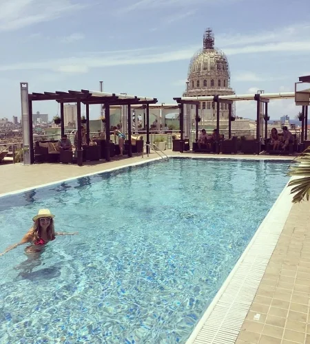  Saratoga Rooftop Pool