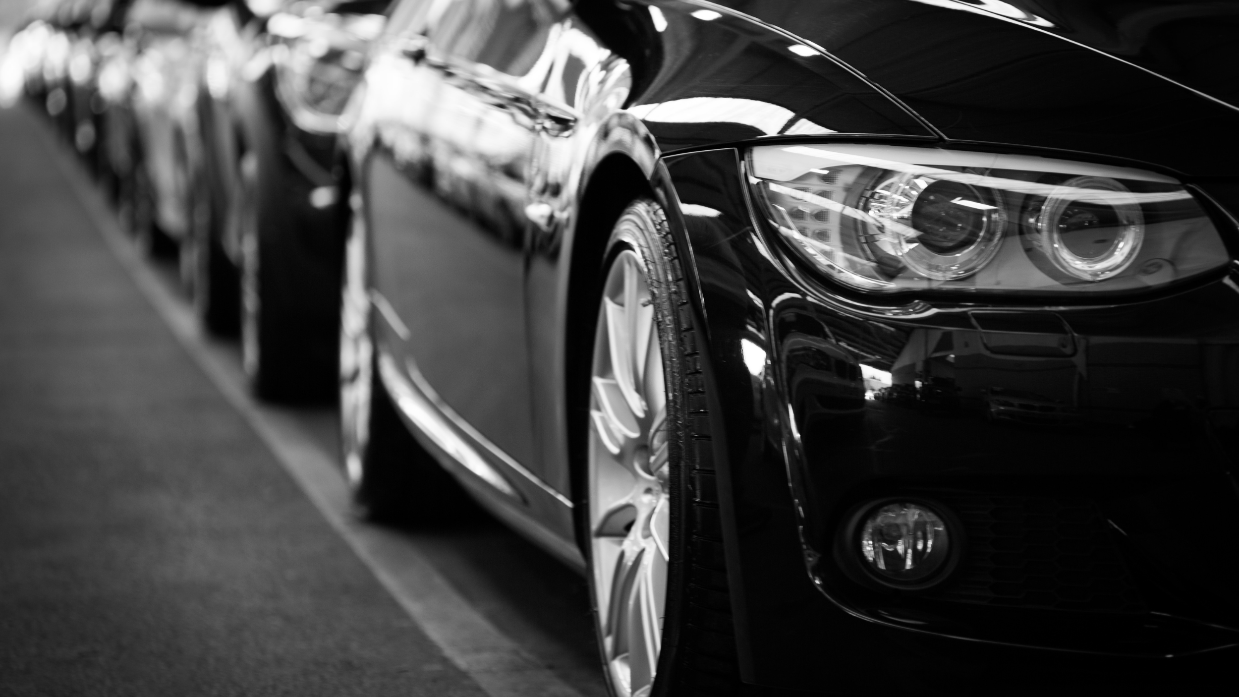 Website Banner Uptown Valet 2026 .png