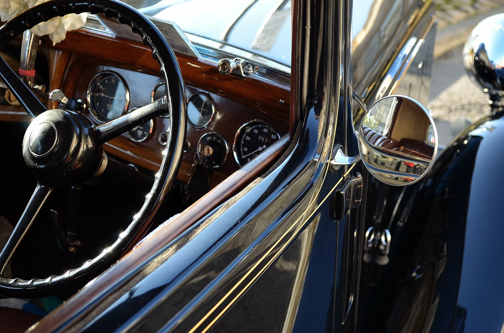 car-22163_1920.jpg