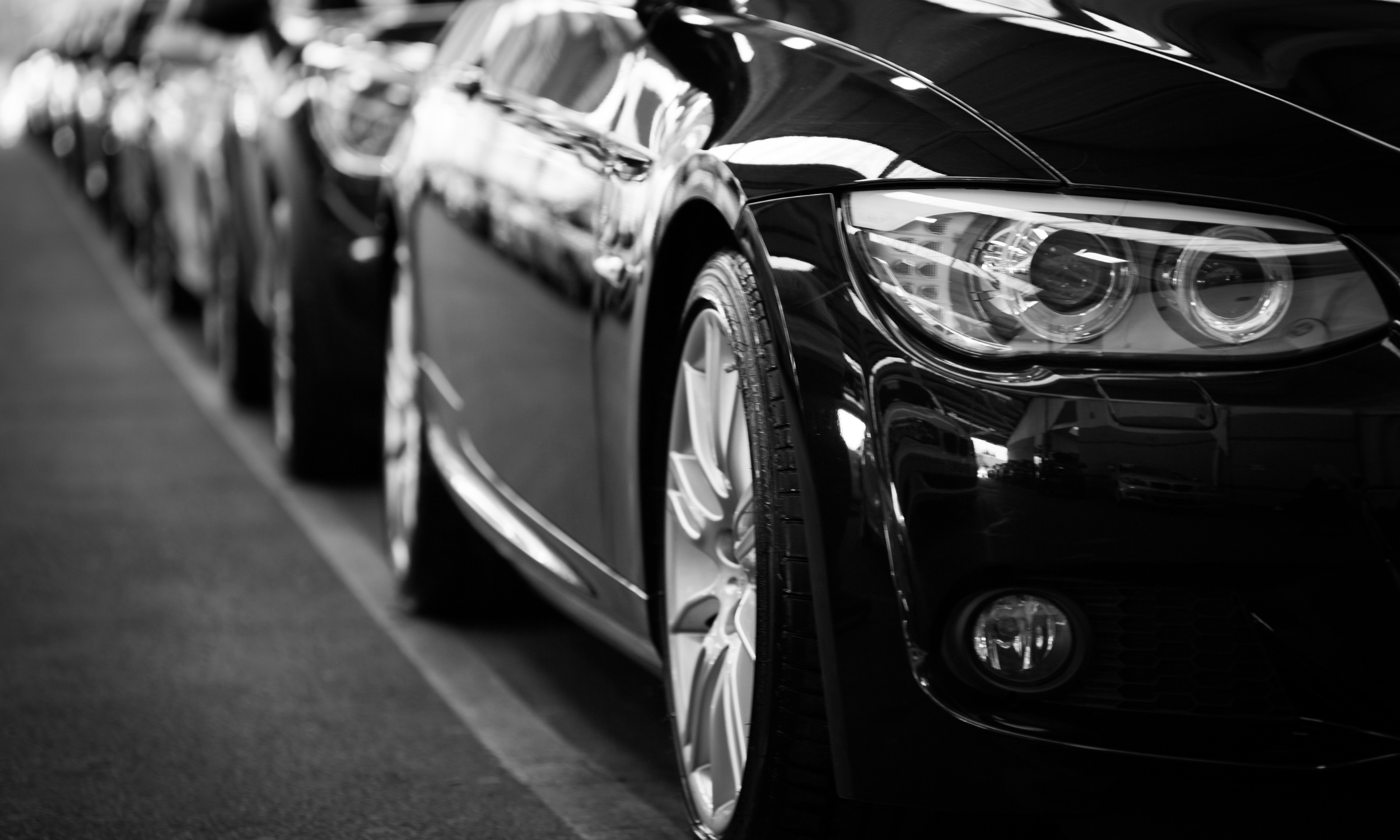 Website Banner Uptown Valet 2026 .png