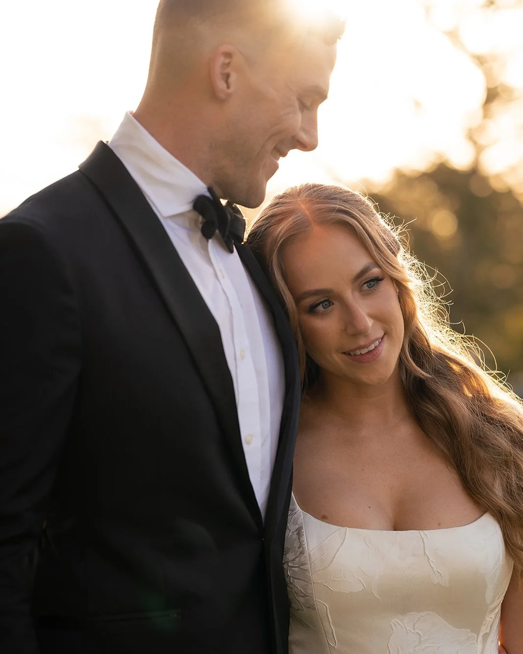 Picture perfect wedding ☀️ 
even with a touch of rain 🌧️ 

Photography @figtreepictures
Venue @albertriverwines
Celebrant @celebrant.sue
Florist @neflowerco
Dress Designer @taniaolsenbridal
Makeup Artist @blakedesigns
Hair Stylist @blakedesigns @hai