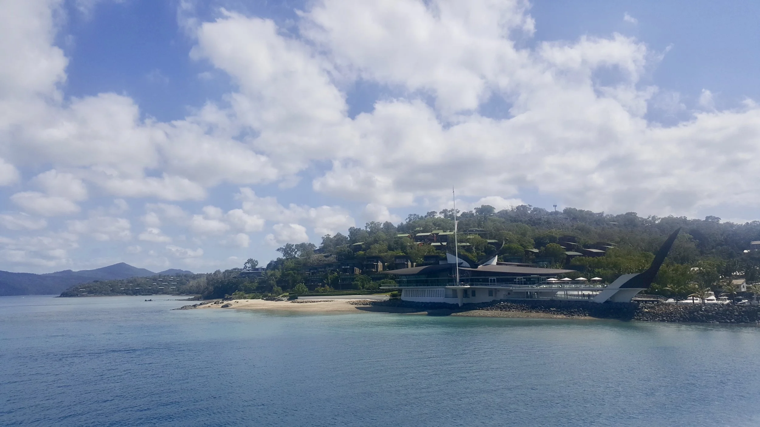 Bommie restaurant, Yacht Club, Hamilton Island