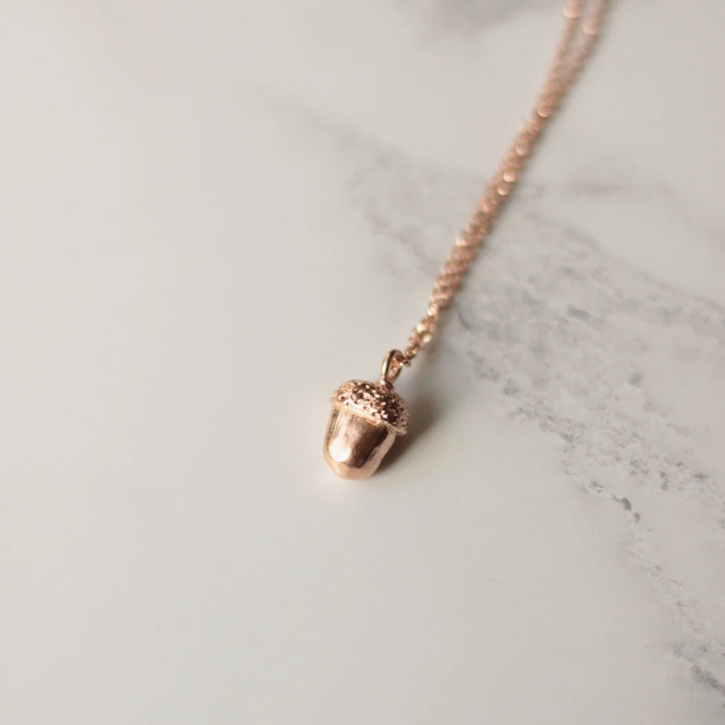 rose_gold_acorn_necklace_3.jpg