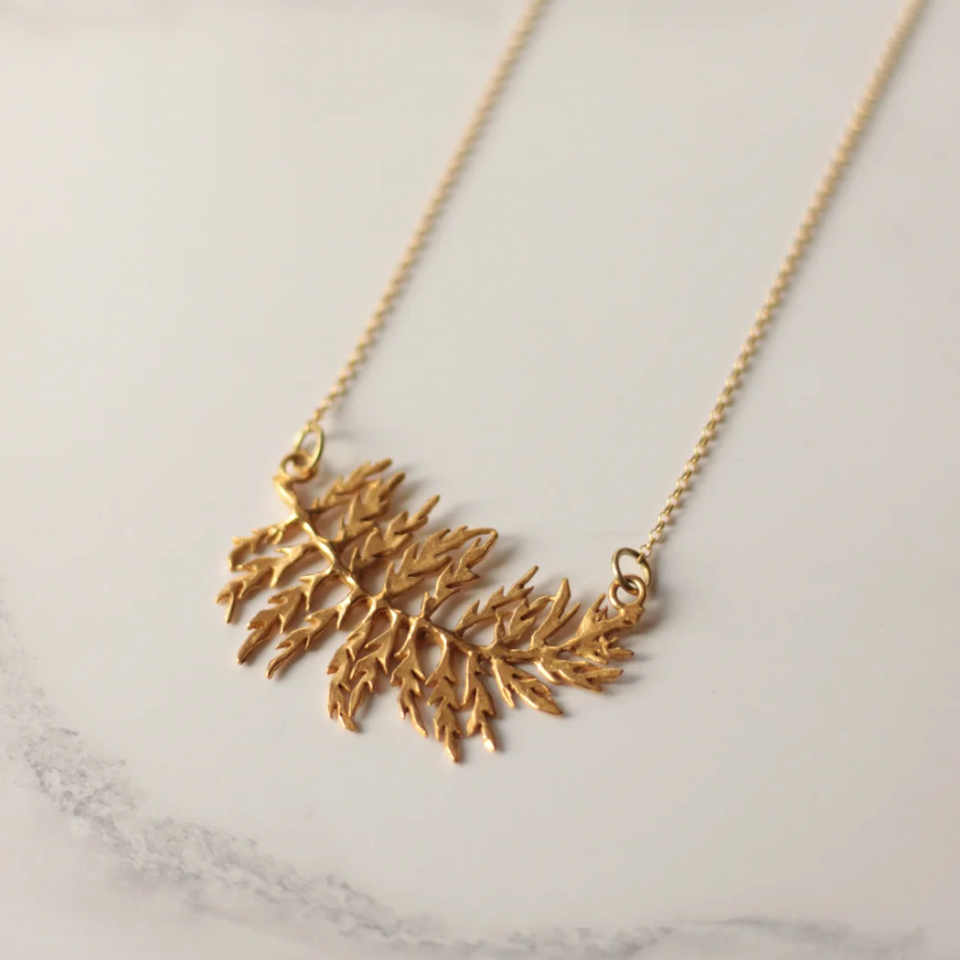 gold_fern_necklace_1.jpg