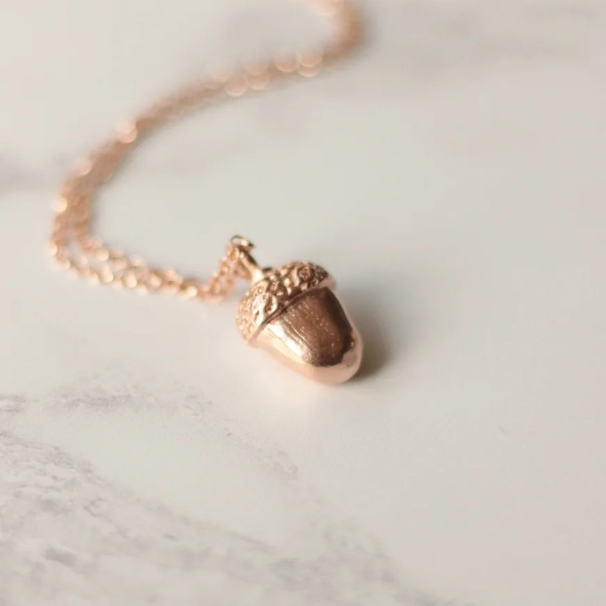 rose_gold_acorn_necklace_2.jpg