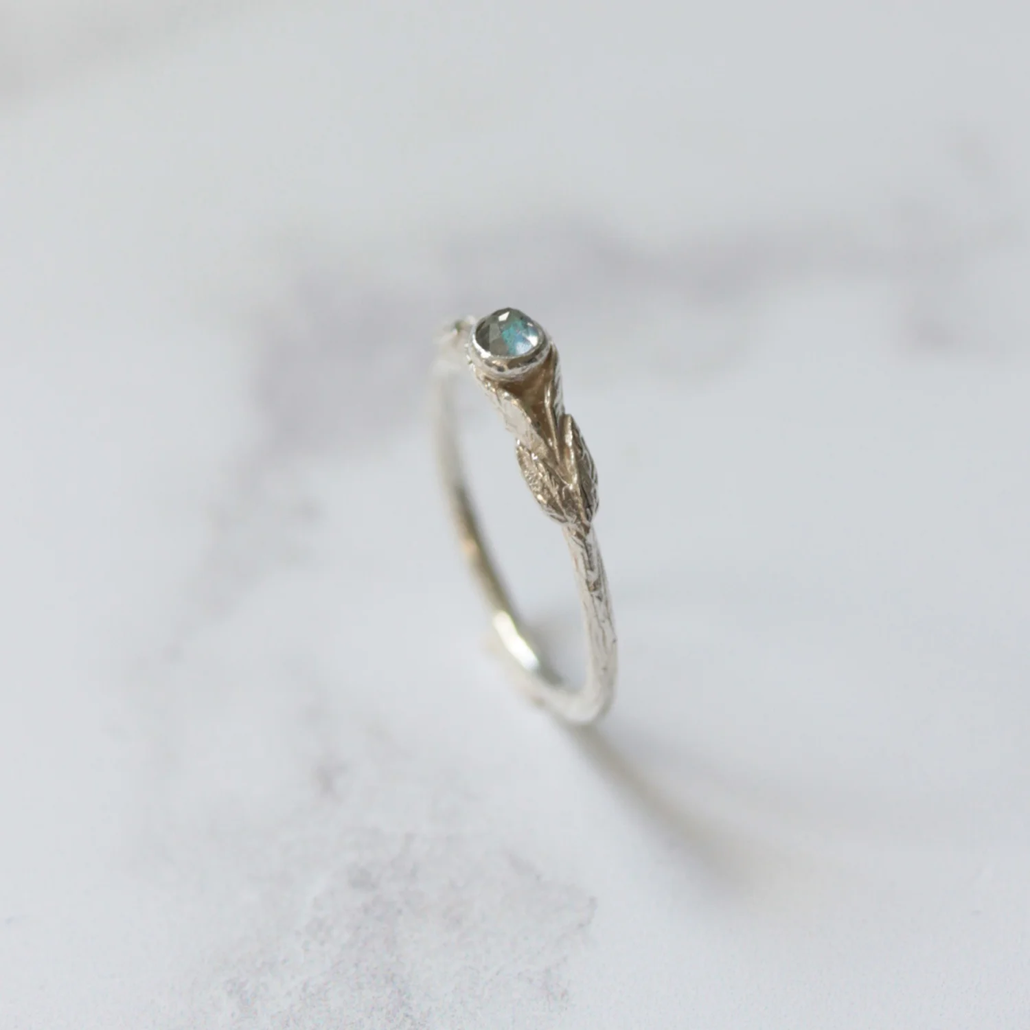 silver_labradorite_ring_6.jpg
