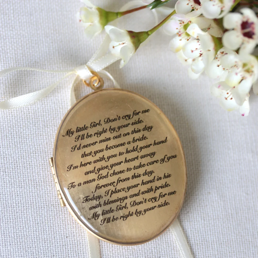 Wedding bouquet locket.