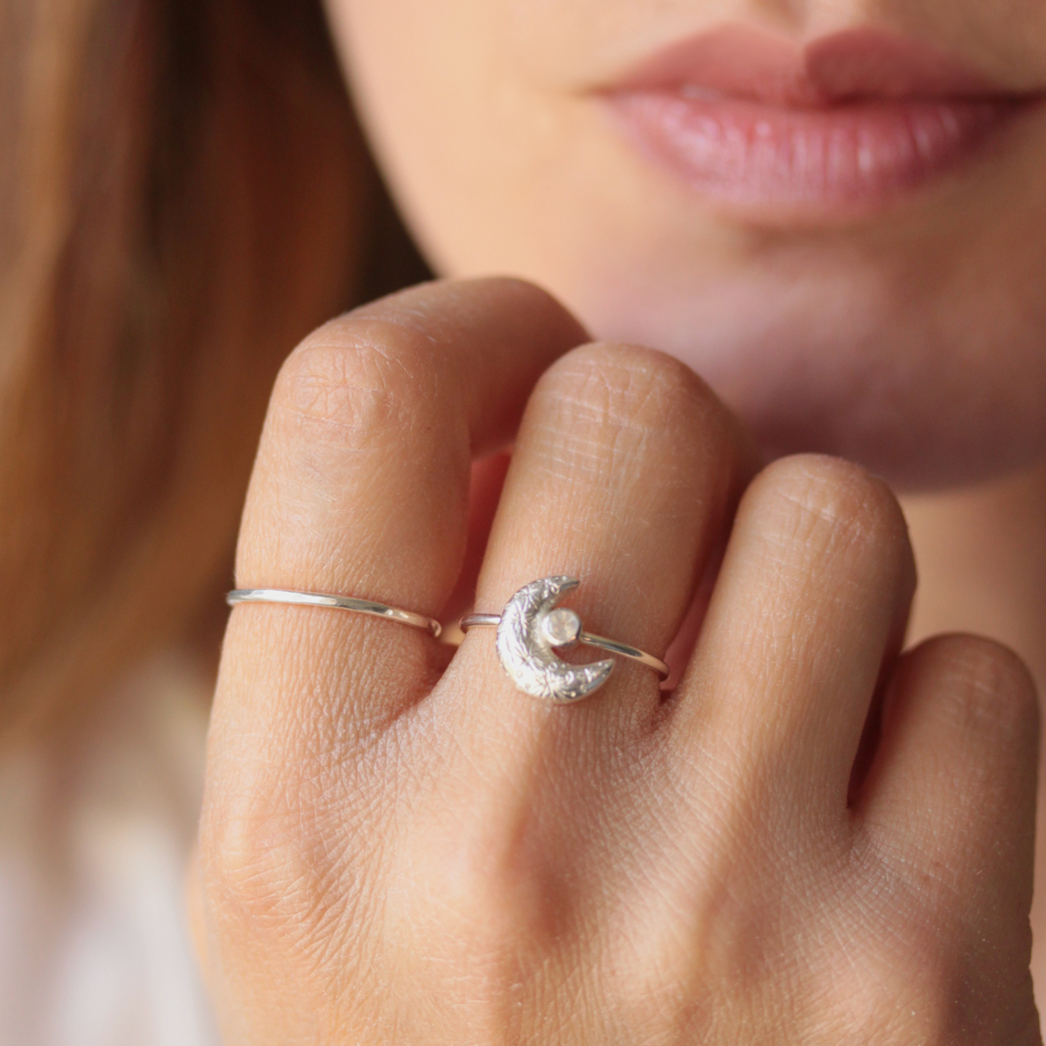moon_moonstone_ring_.jpg