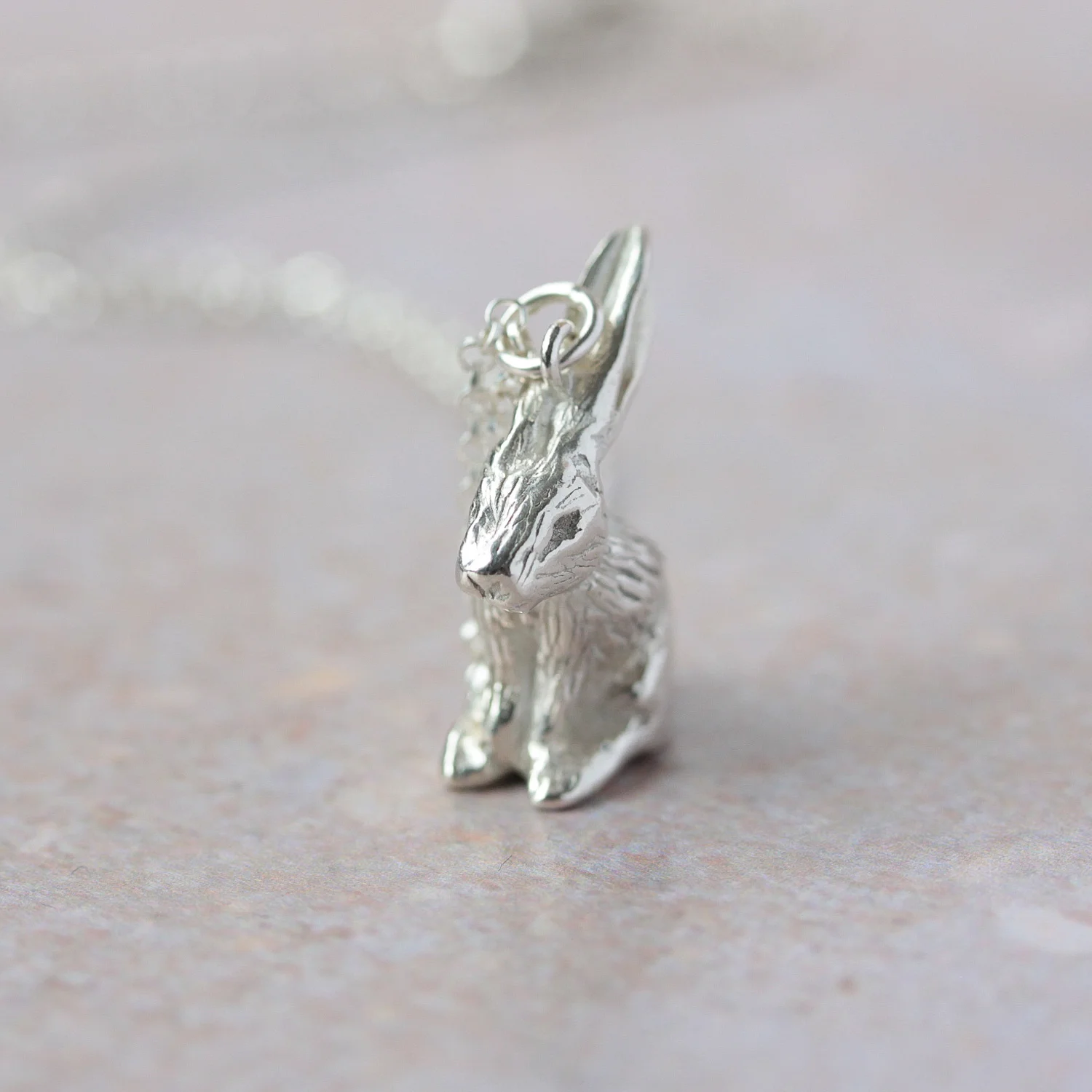 silver_rabbit_necklace_5.jpg