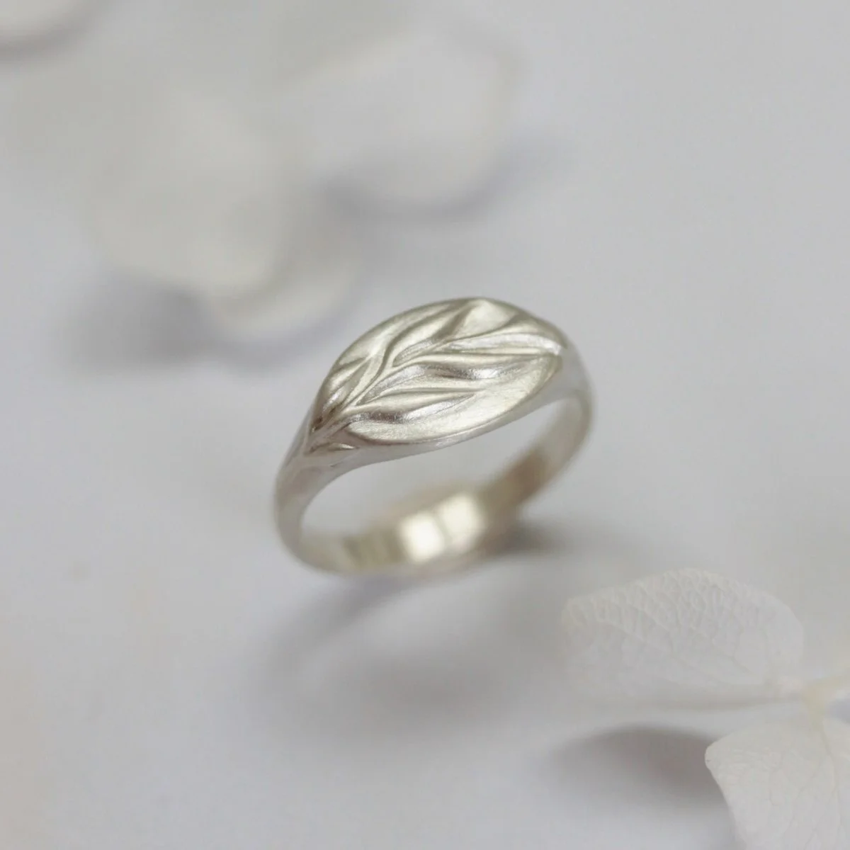 olive_branch_silver_signet_ring.jpg