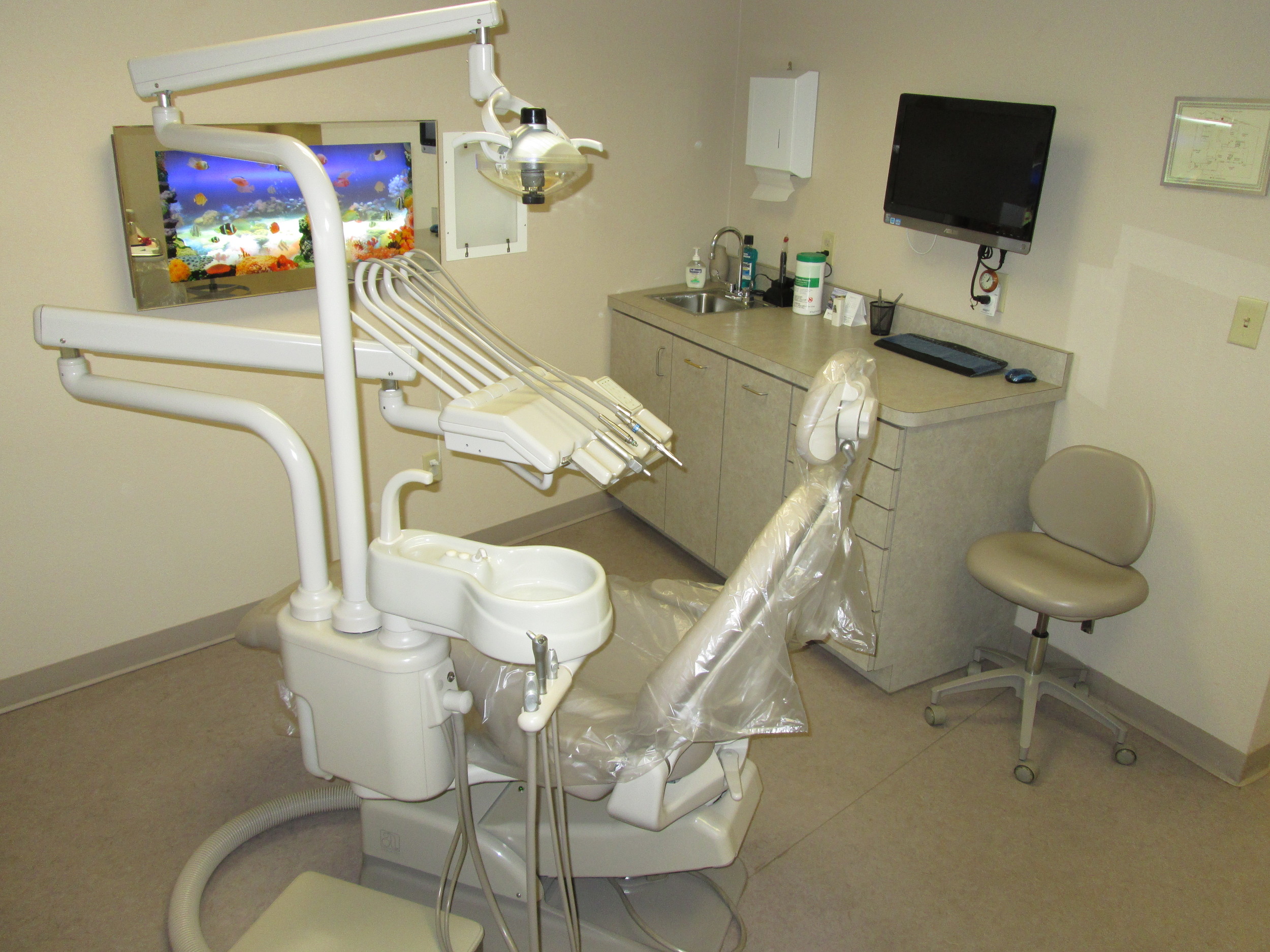Dental exam room at Michael T. Lavelle III DDS in Yorkville, NY