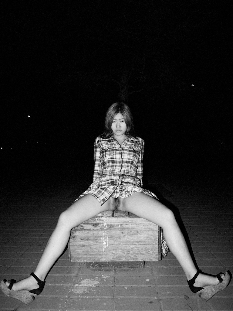 Night tour ♯1, 2014, Archival Pigment print on Hahnemuehle PhotoRag Baryta, 15 x 20 cm