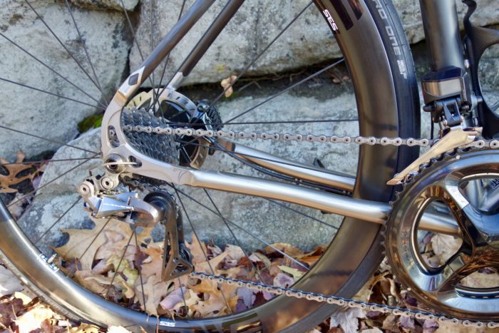 Seven's signature thru-axle dropouts are exceptionally strong and well designed. Never worry about a broken derailleur hanger again with this titanium hanger. 