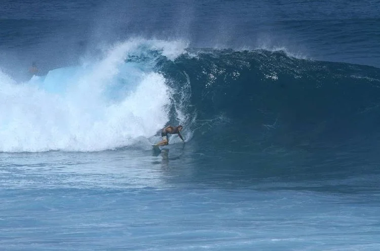 Big Wave Bottom Turn.