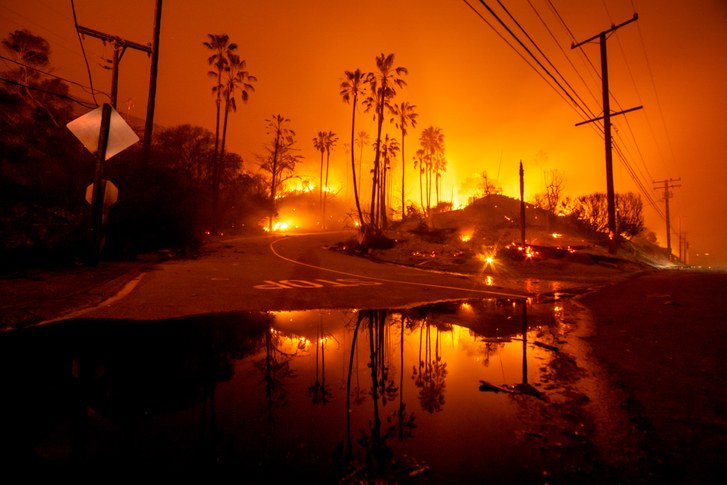 Woolsey Fire. Photo via The New Yorker.