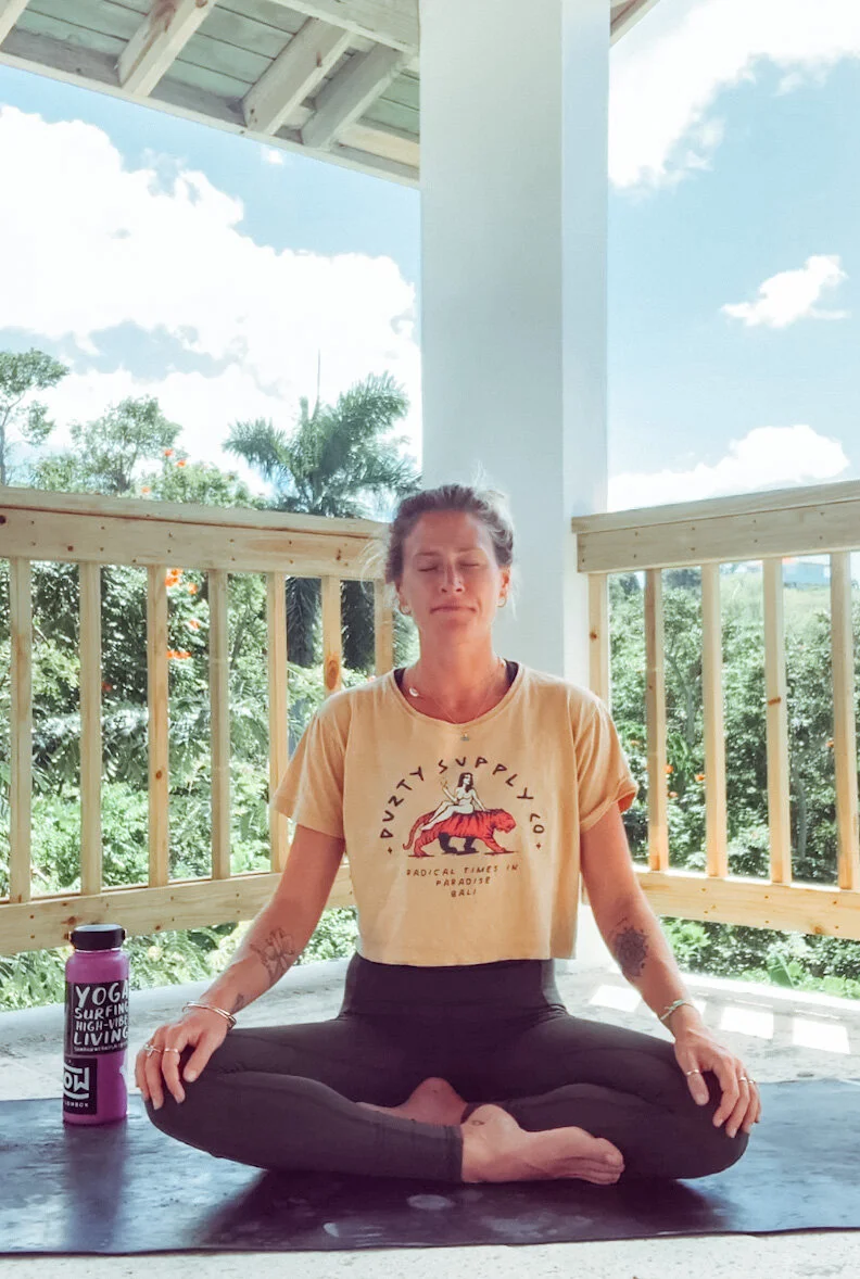 Yoga with Salty: A Simple Breathing Technique to Calm Nerves (6min.)