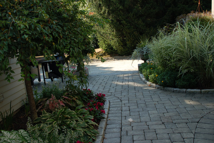 Cobblestone Walkway with Granite Borders, Tyngsborough