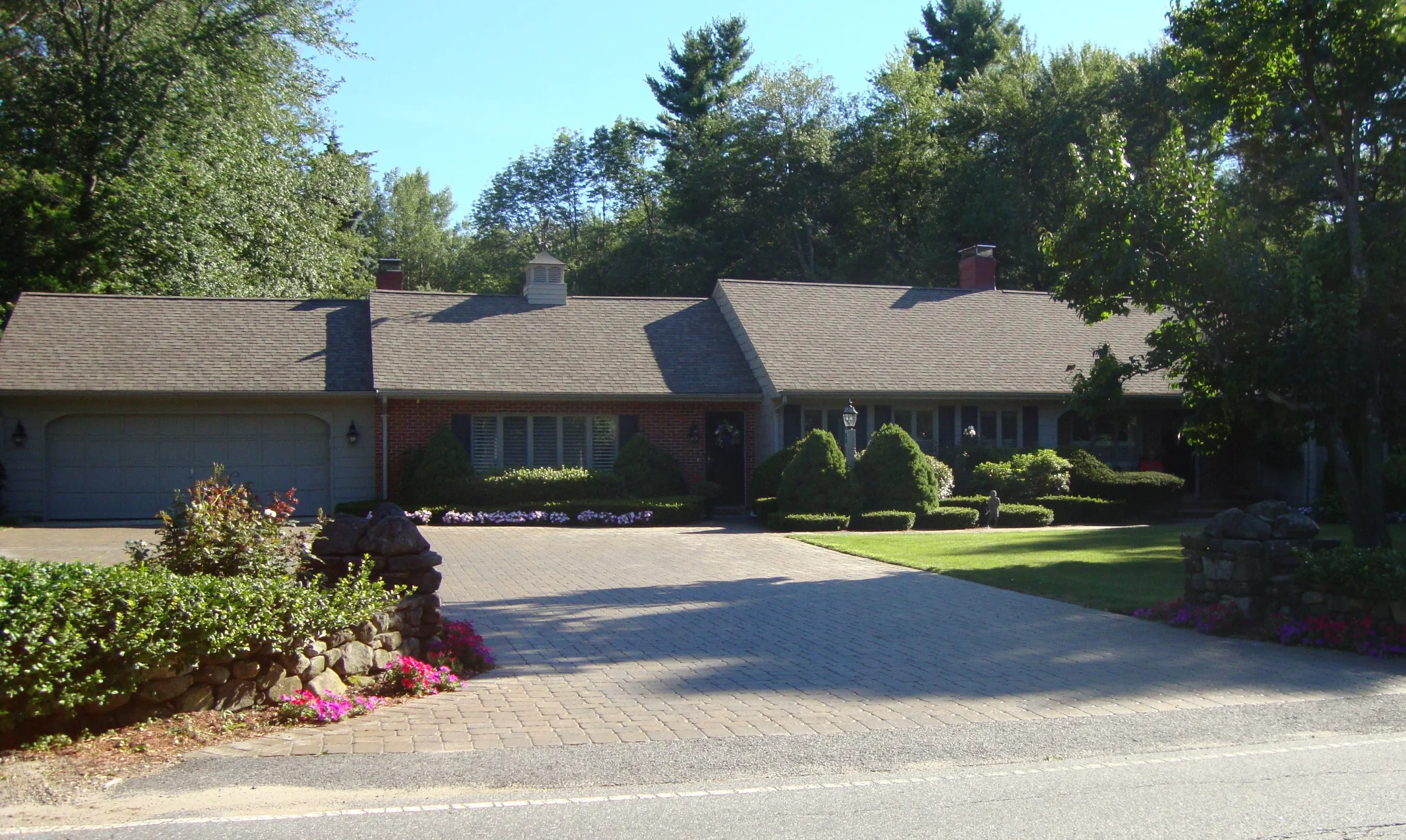 Paver Driveway in Chelmsford, Massachusetts
