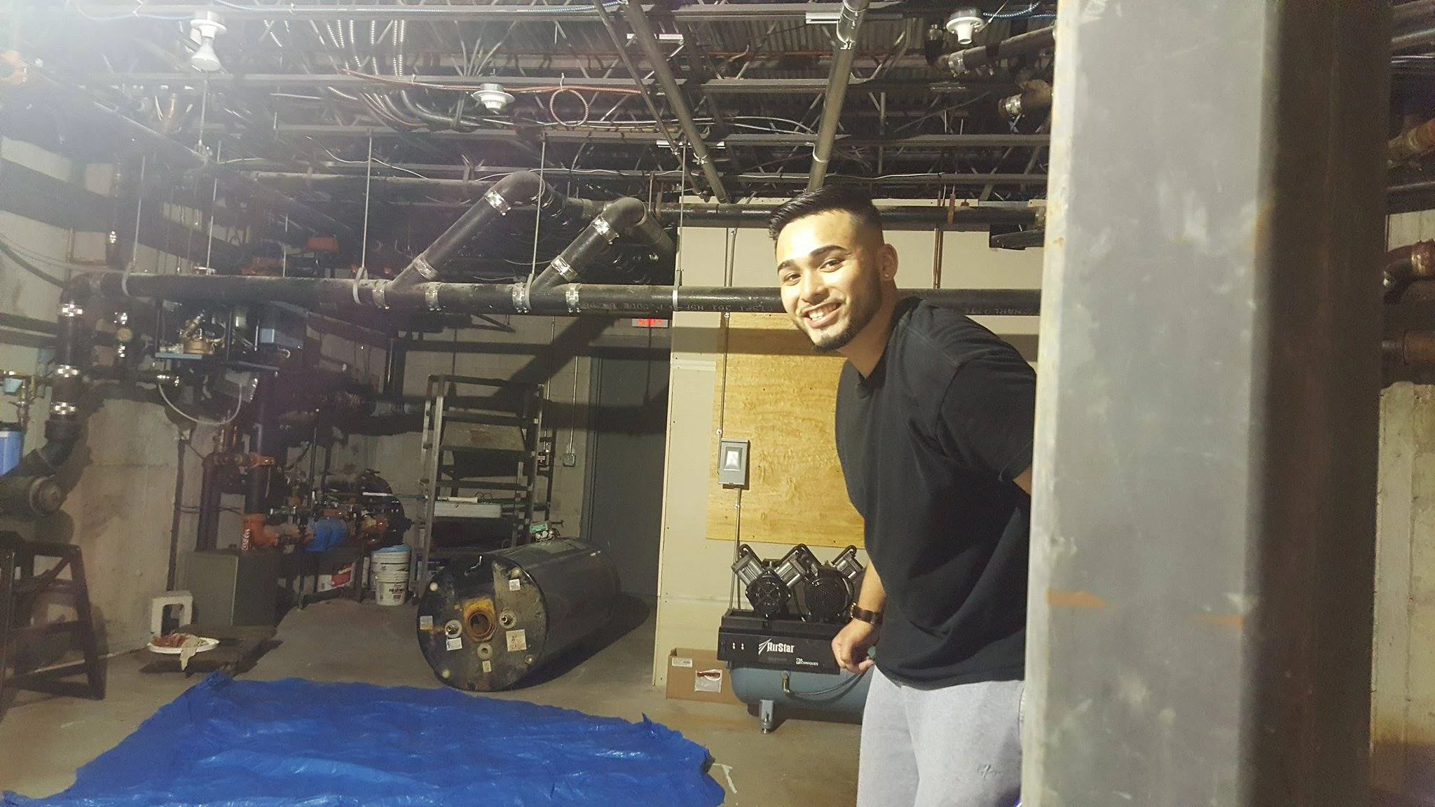 Kimberly: "SMILE!" Tony: *smiles* (Photo: Kimberly)