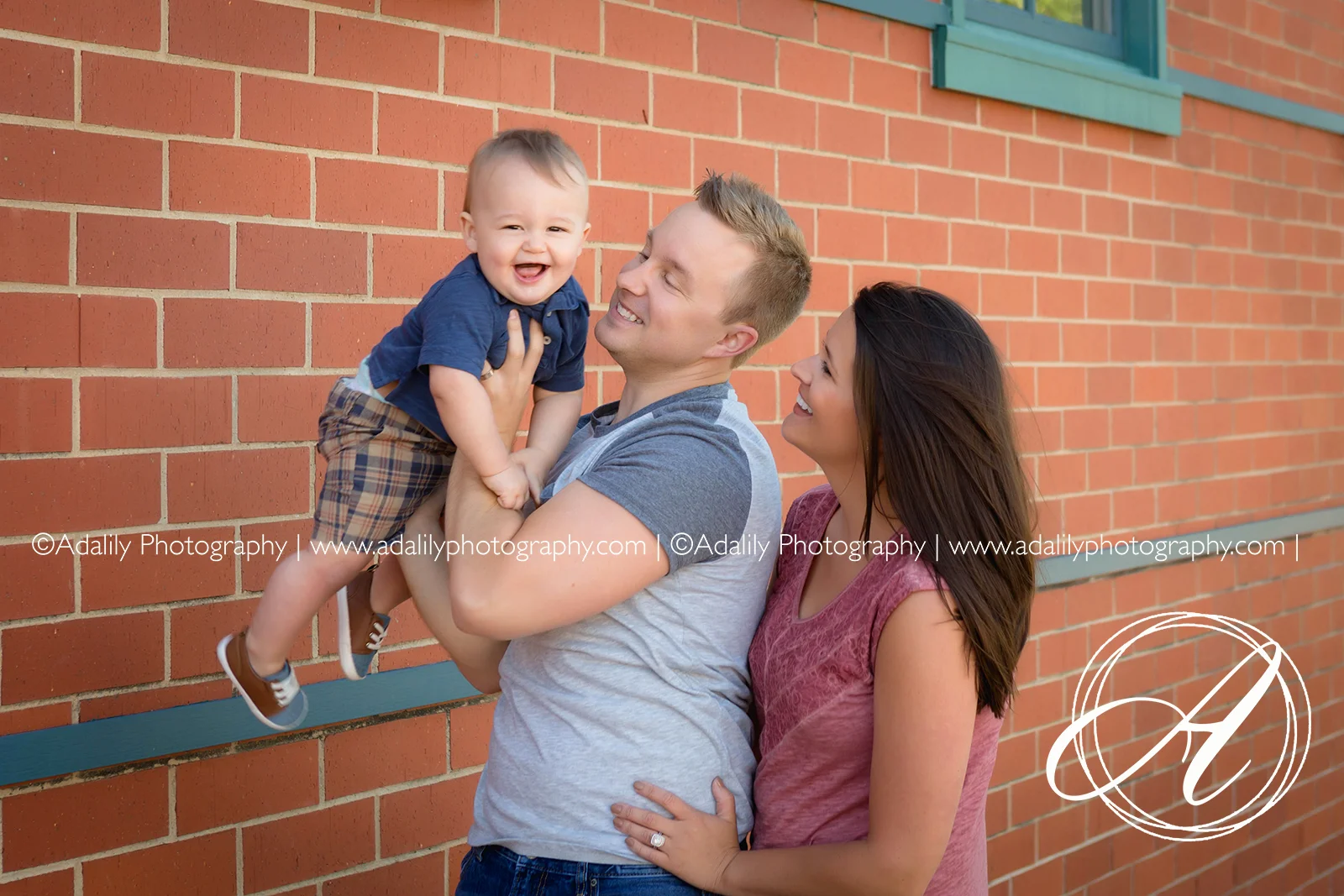 He's loving Daddy making him fly!