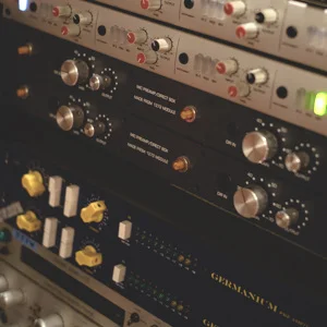 高品質で豊富な質感を誇る機材群