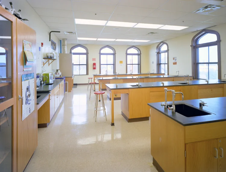 Ser Casa Academy Lab.jpg