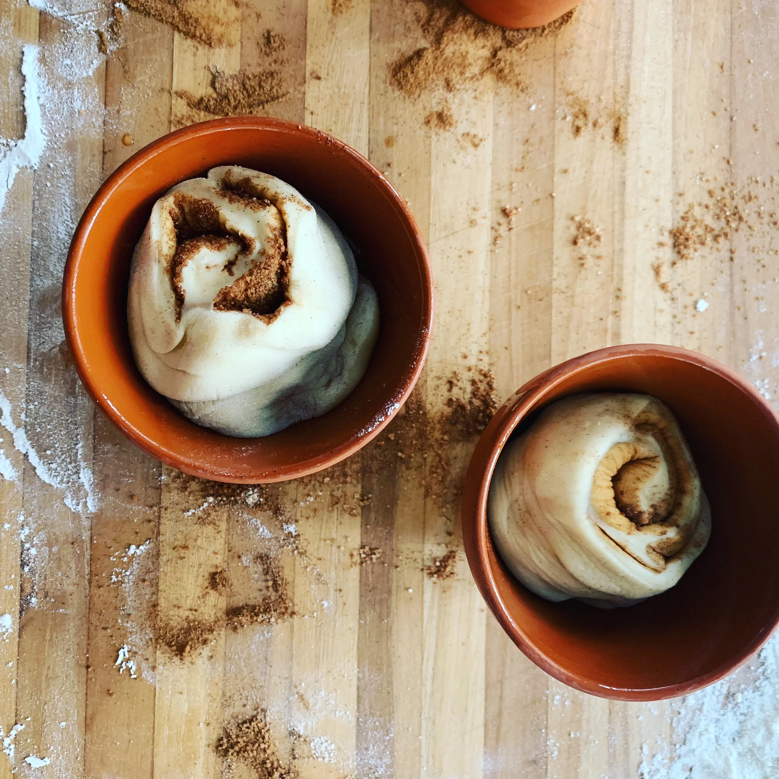 Baking CinnamonSwirl Flower Pot Bread — FarmSteady