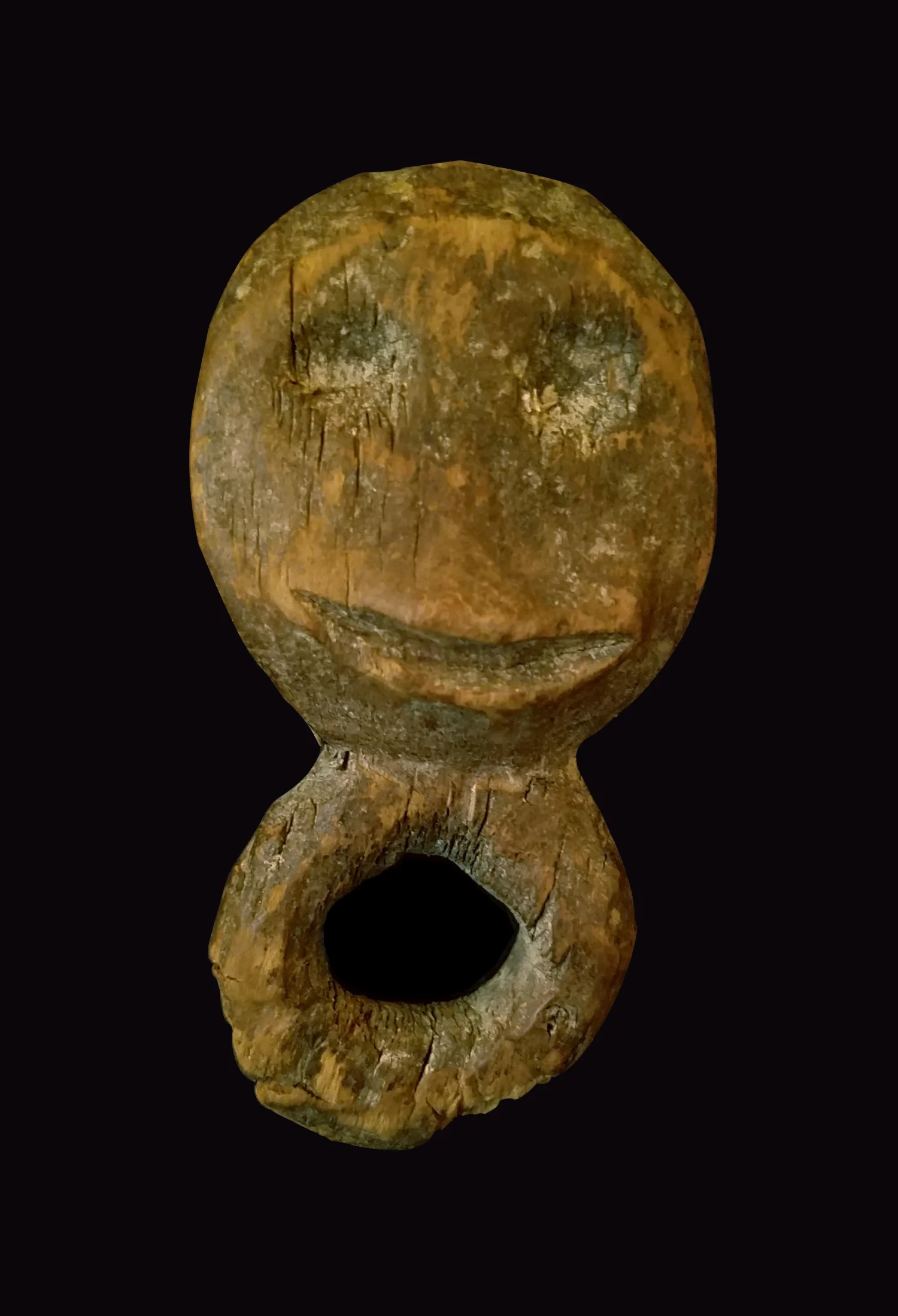 Item may appear larger on your computer screen than in person.