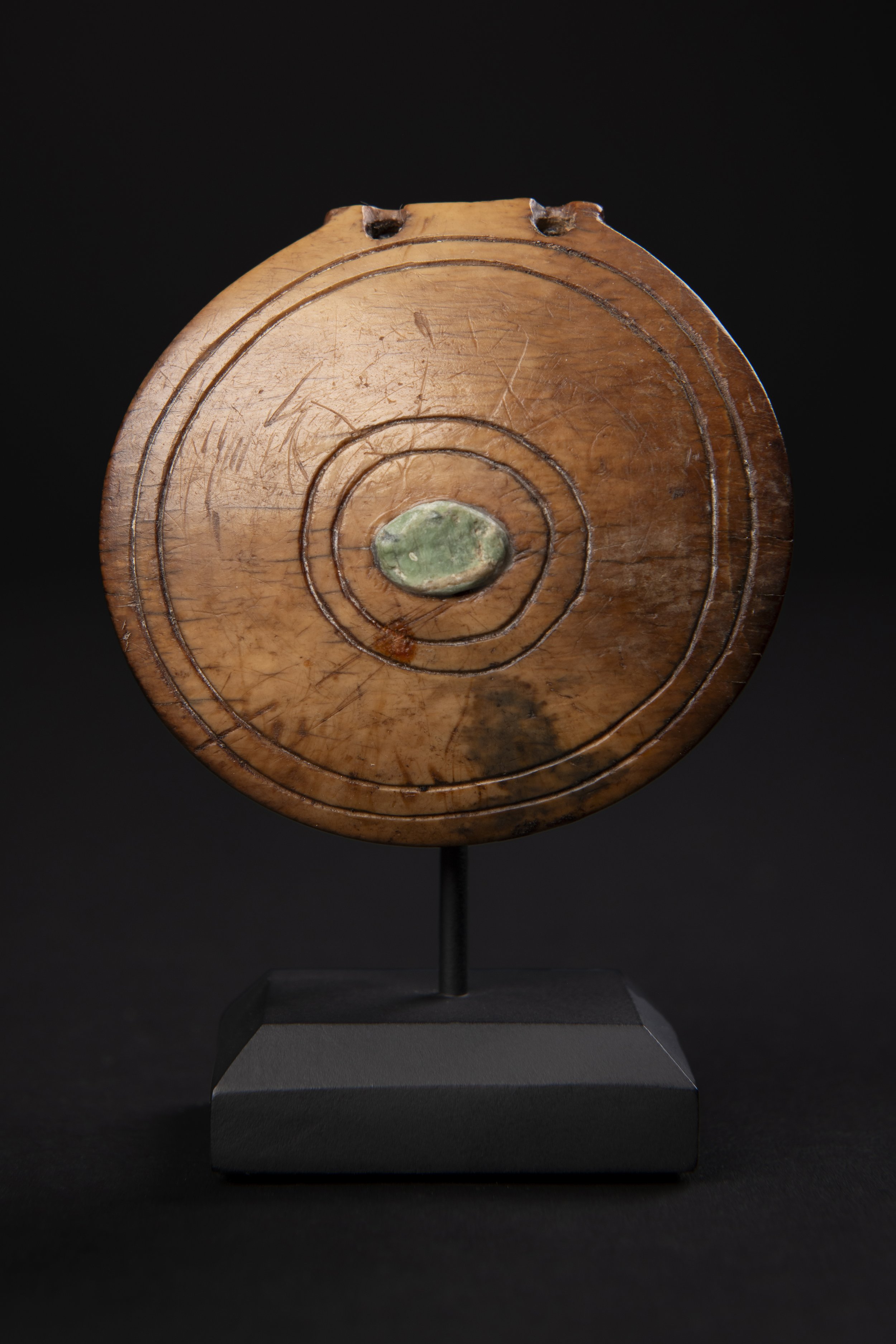 Eskimo Circular Object 05.jpg