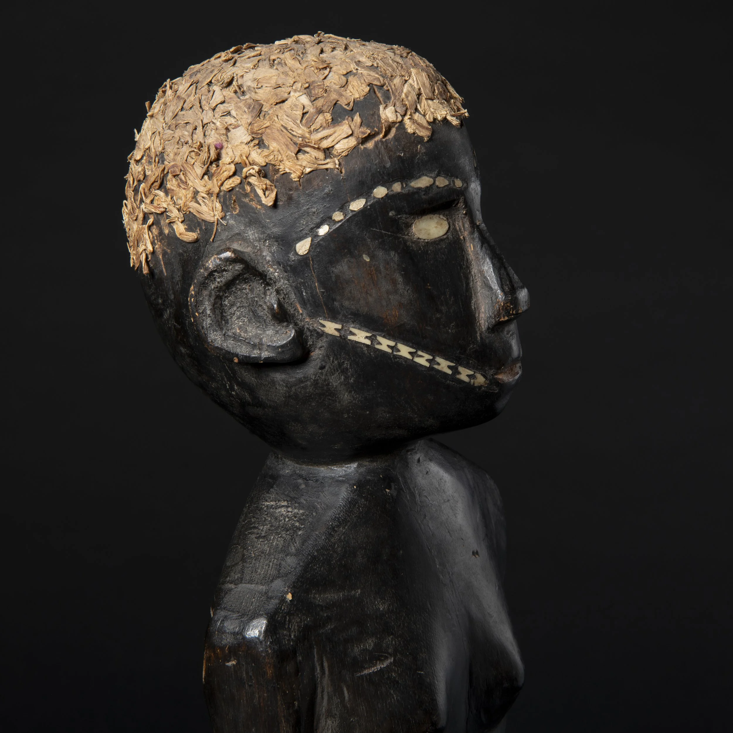Solomon Islands Figure_Detail_03.jpg
