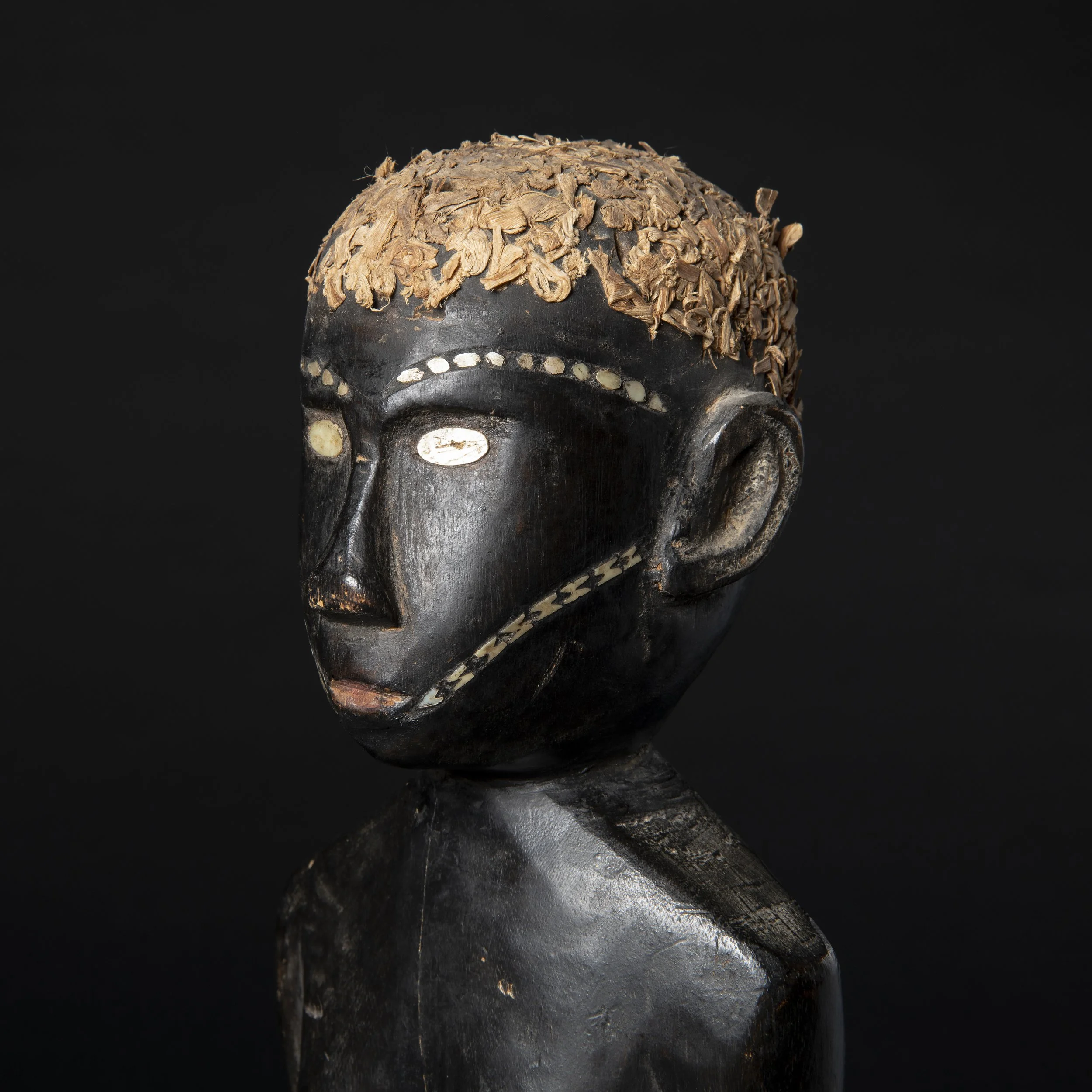 Solomon Islands Figure_detail_02.jpg