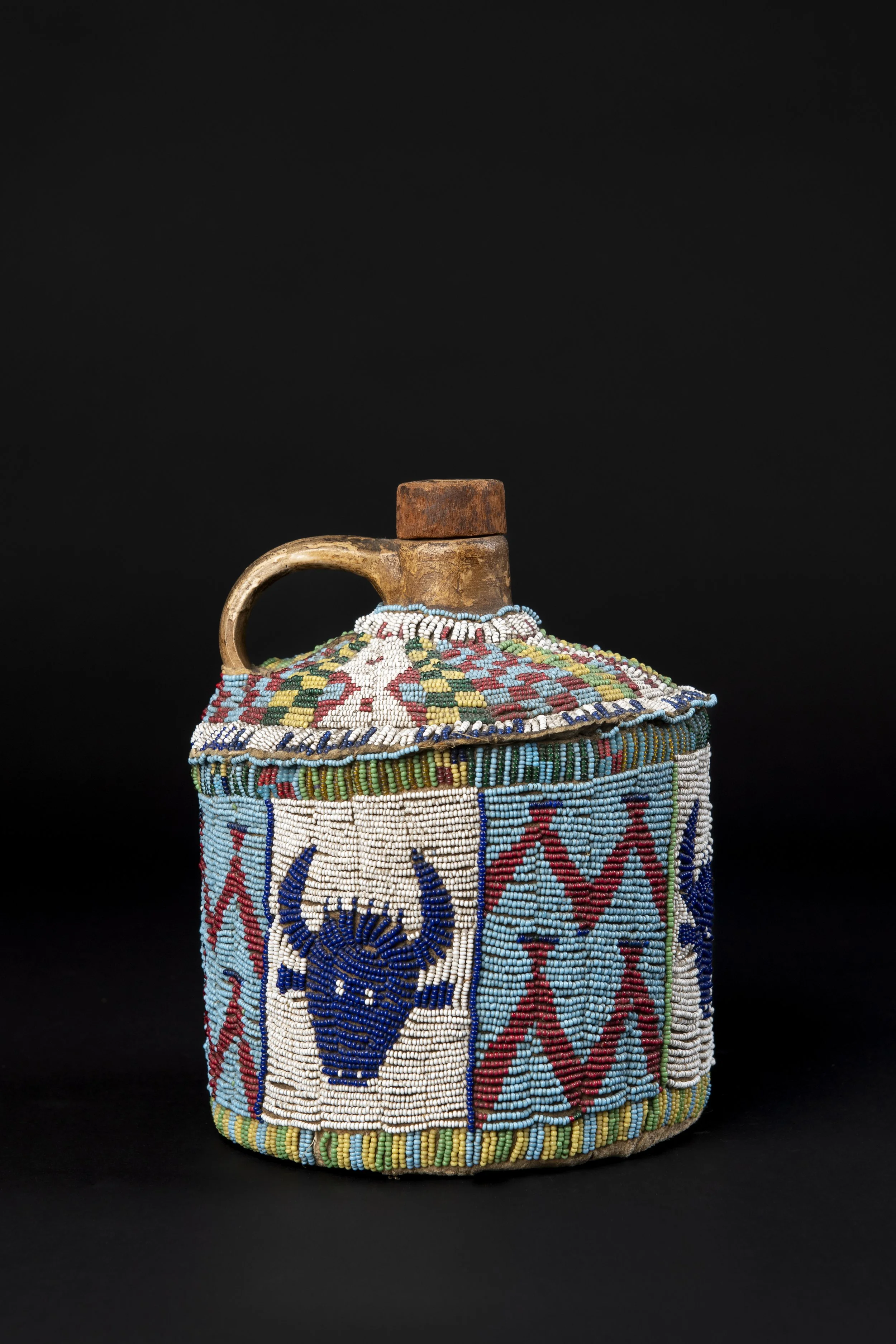 Lakota_Beaded_Whiskey_Bottle_03.jpg
