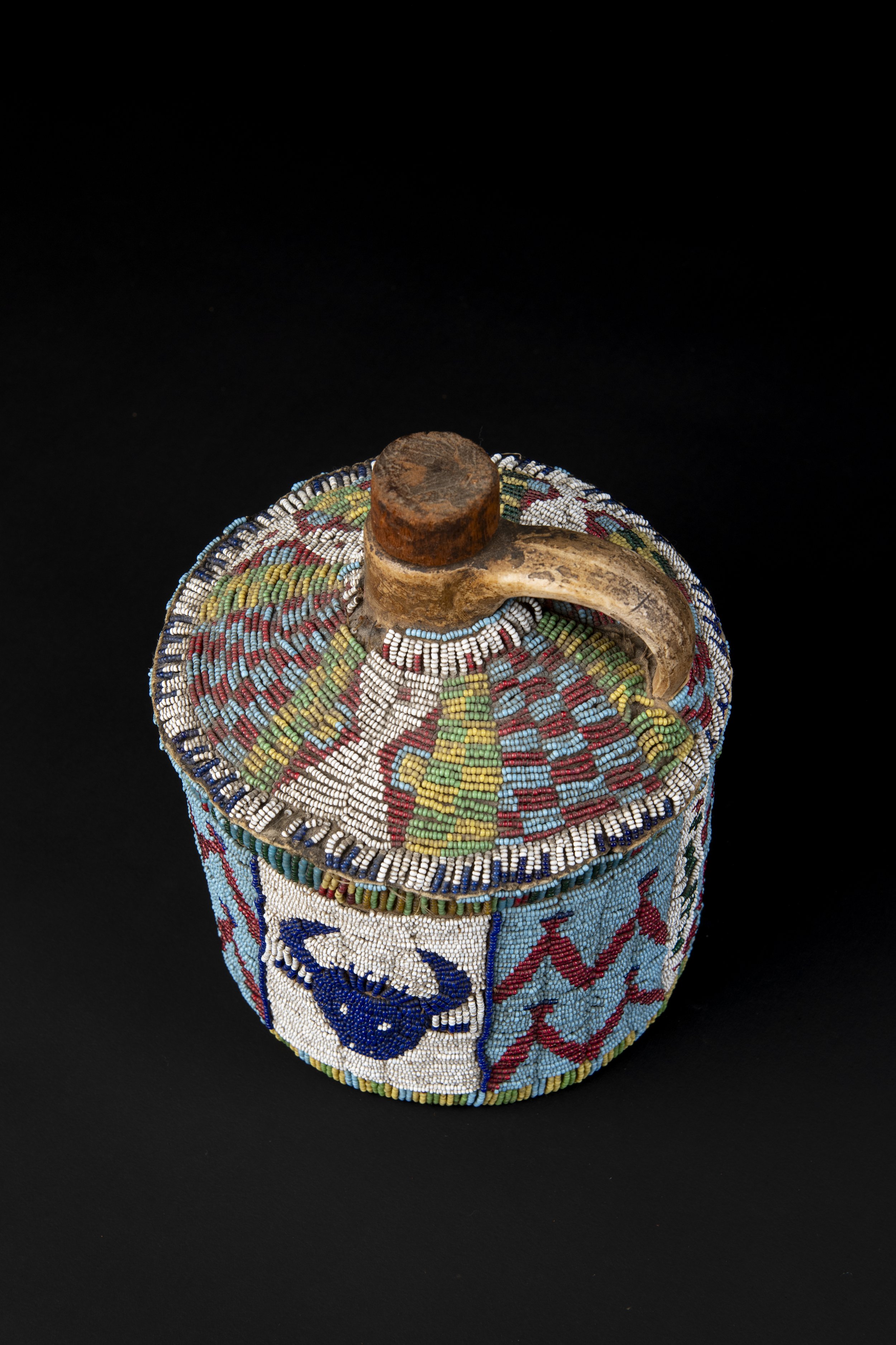 Lakota_Beaded_Whiskey_Bottle_07.jpg