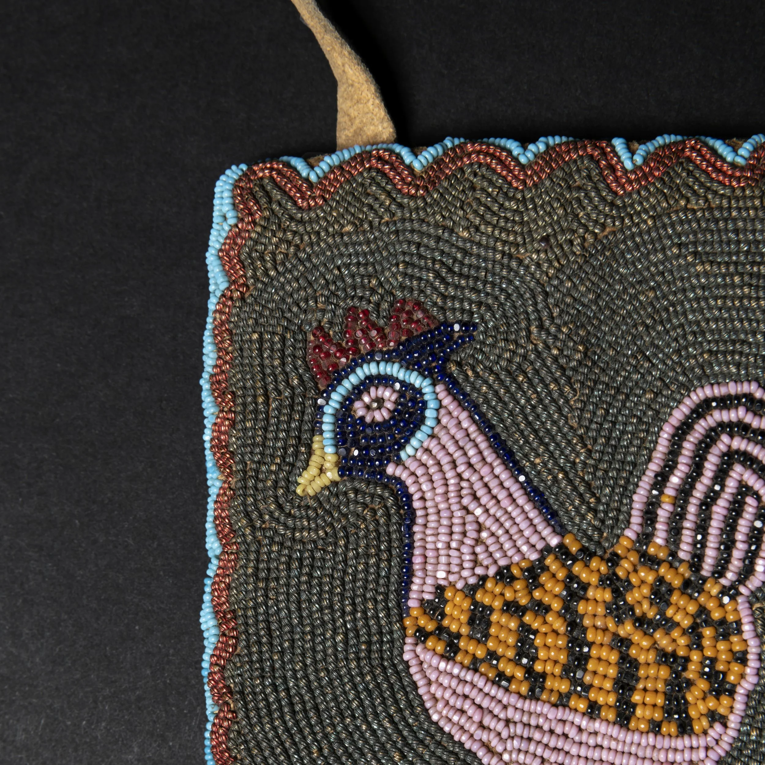 Nez Pierce Pouch chicken_Detail_02.jpg