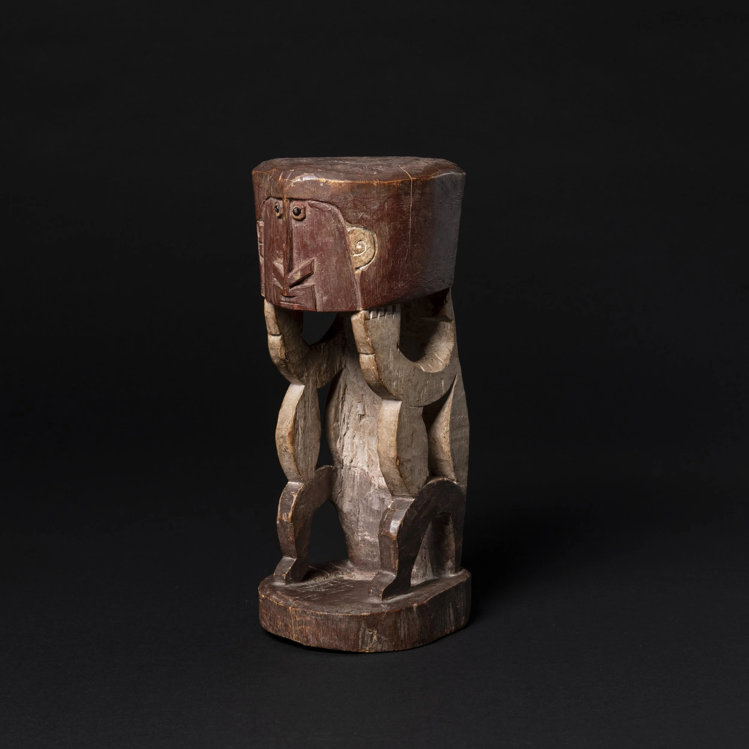 Korwar Wood Figure_03.jpg