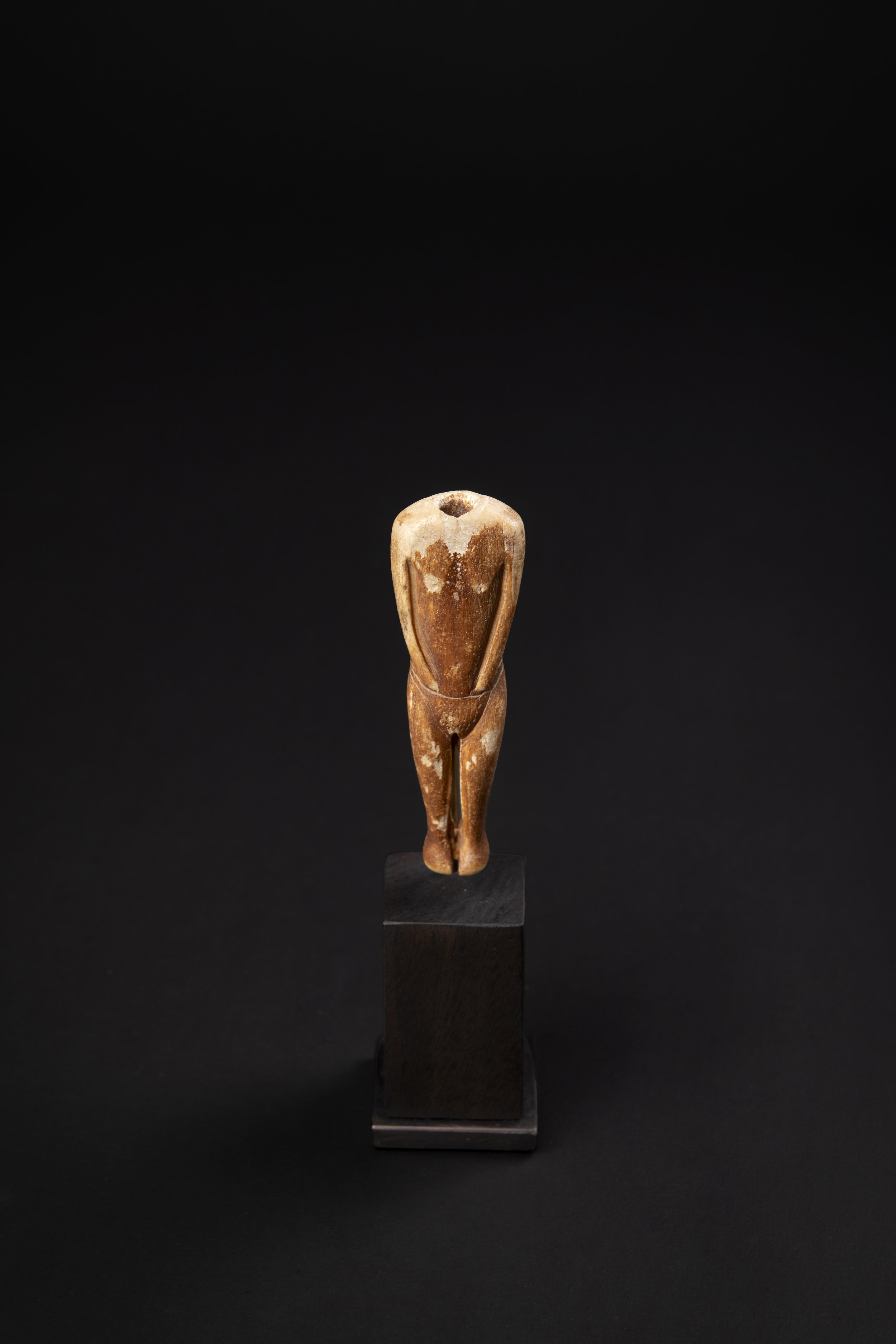 Eskimo Figure Headless 01B.jpg