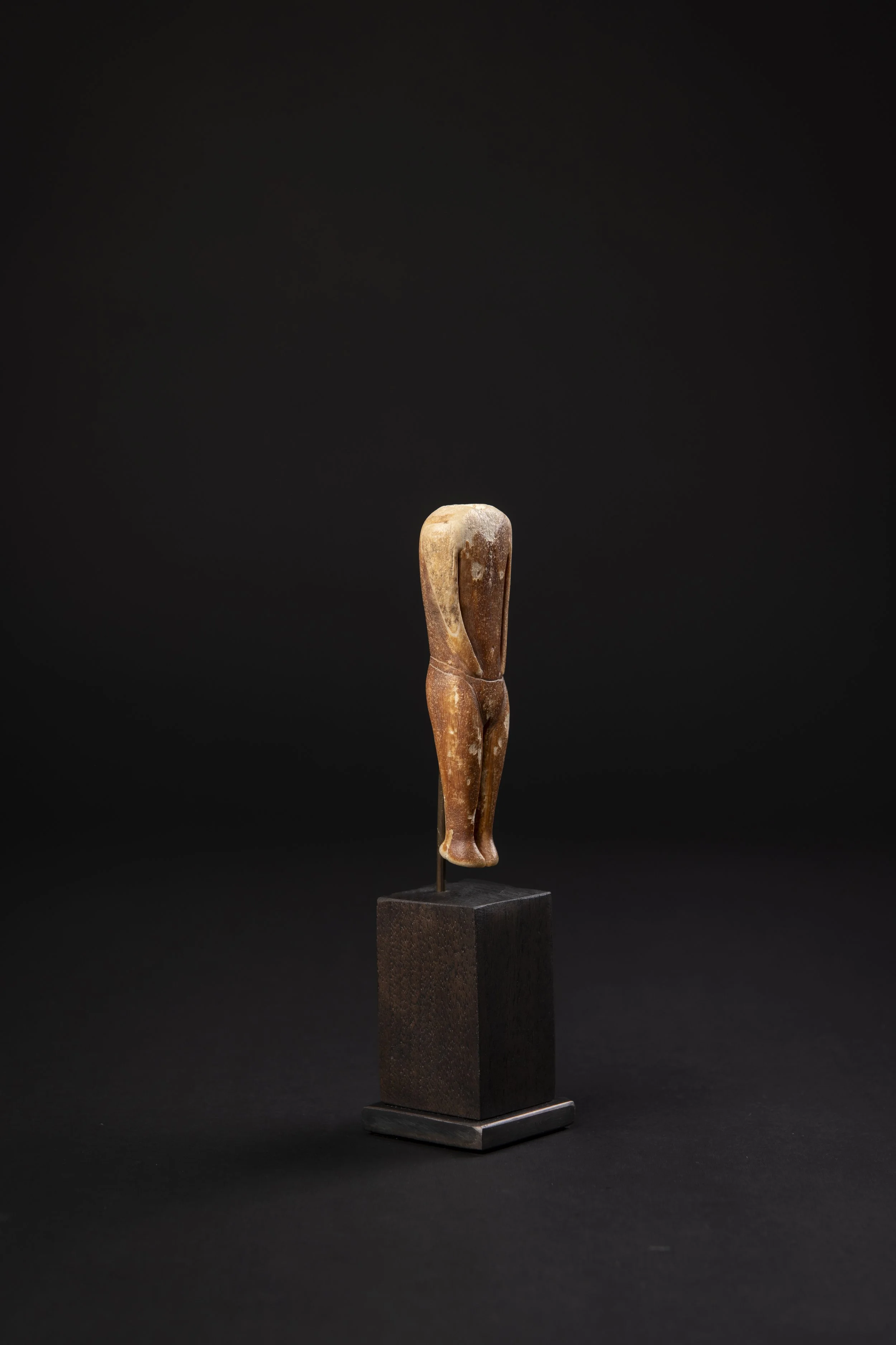 Eskimo Figure Headless 03.jpg